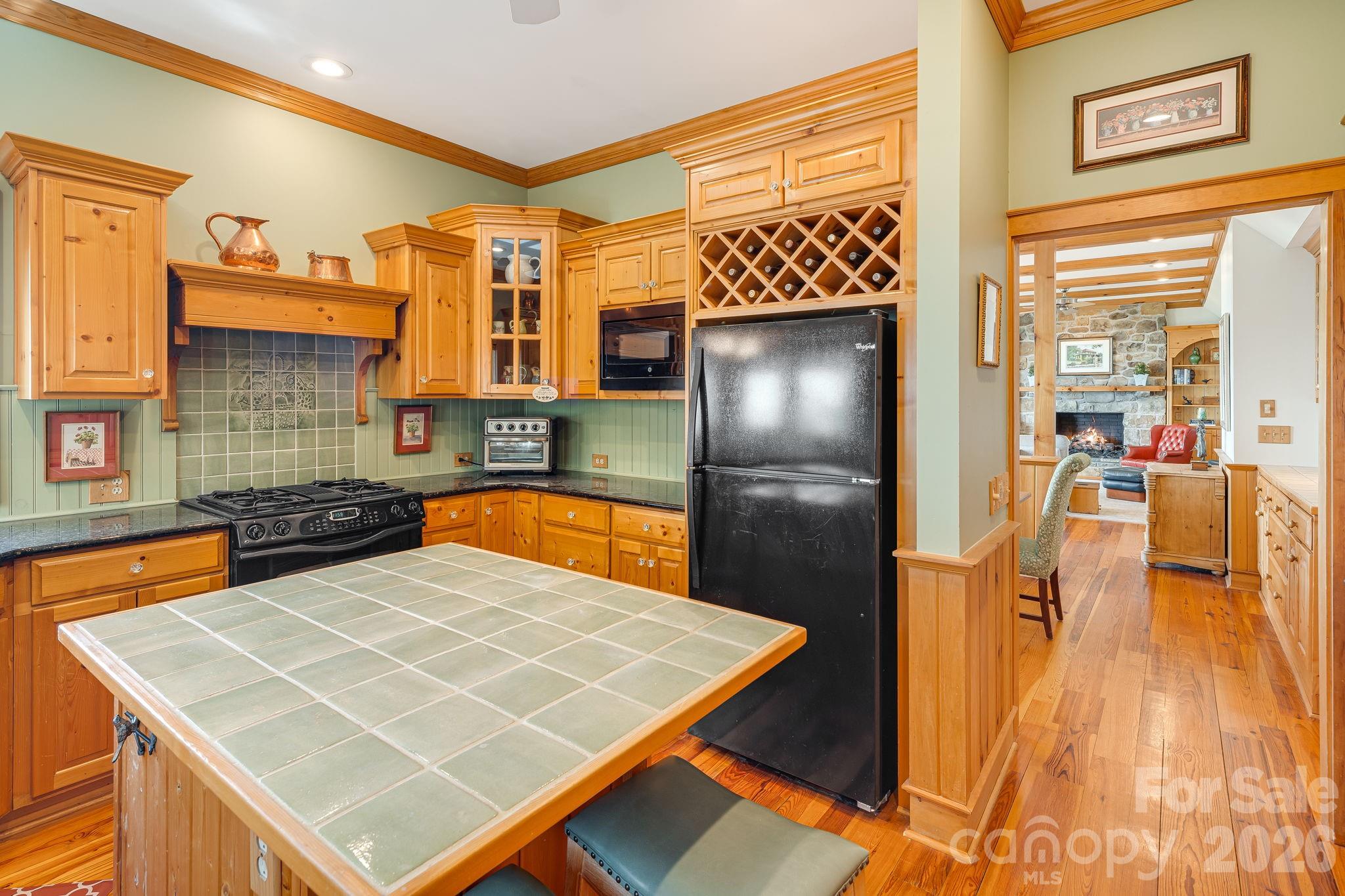 206 Twin Springs Road — Blowing Rock
