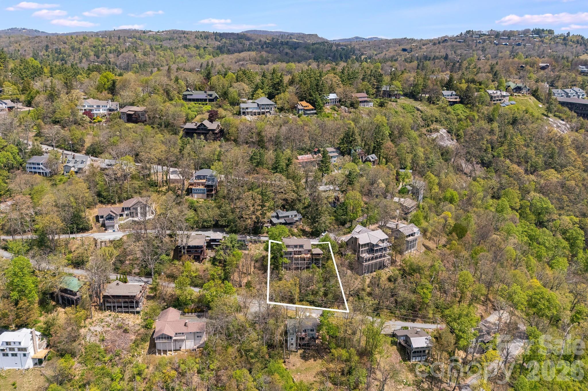 206 Twin Springs Road — Blowing Rock