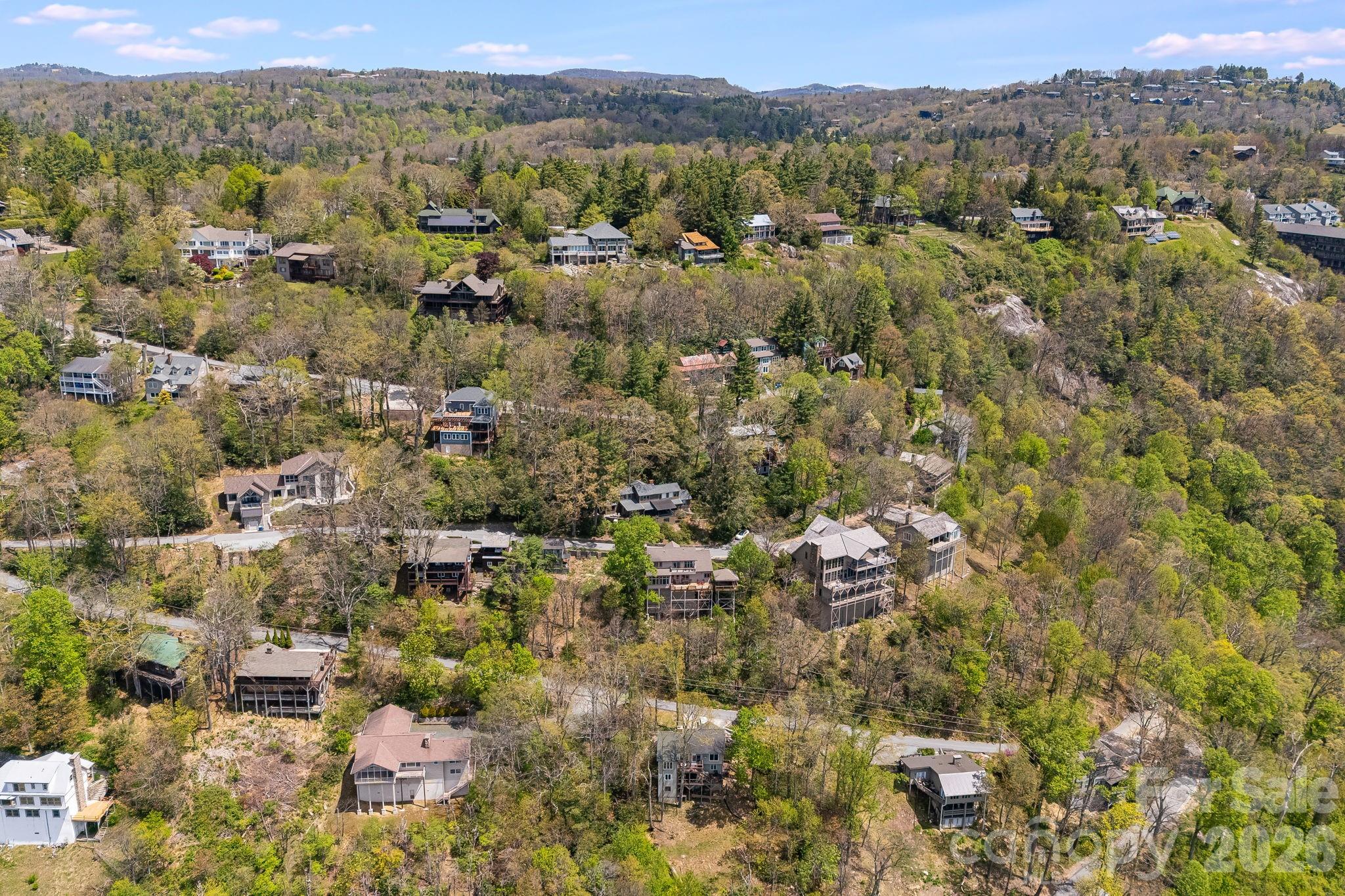 206 Twin Springs Road — Blowing Rock