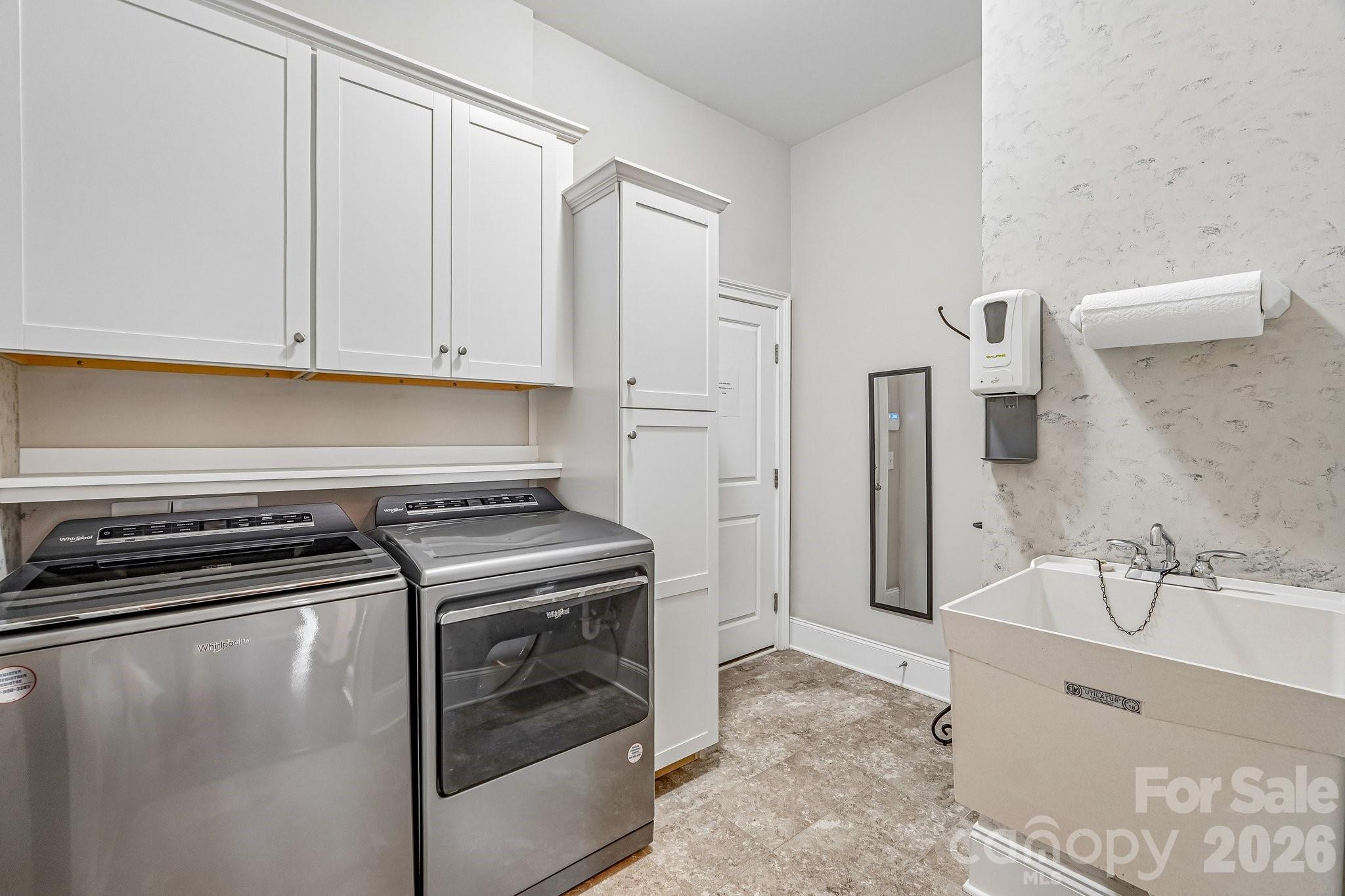 14503 Crest Court — Charlotte