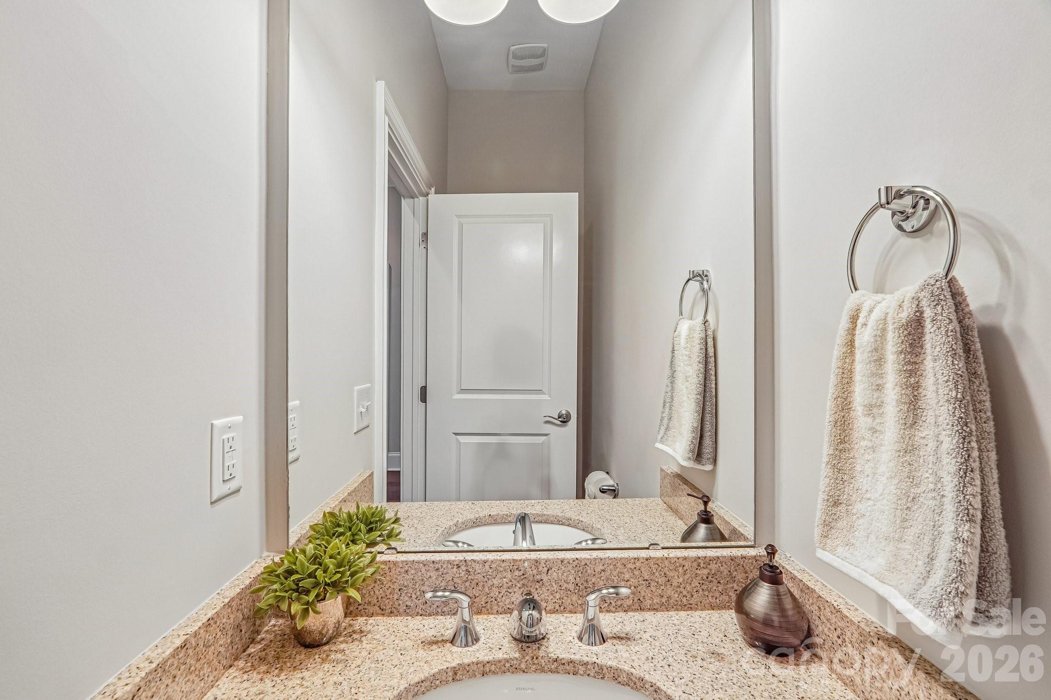 14503 Crest Court — Charlotte