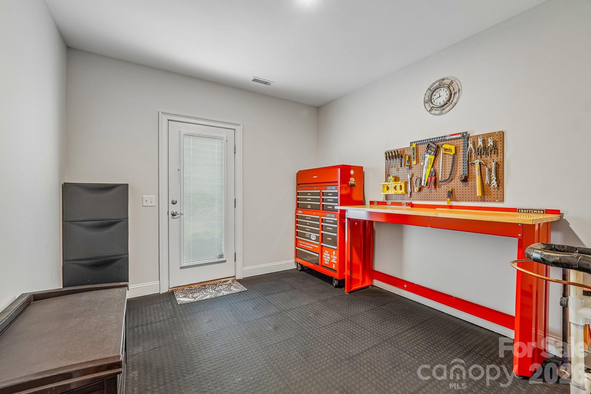 14503 Crest Court — Charlotte