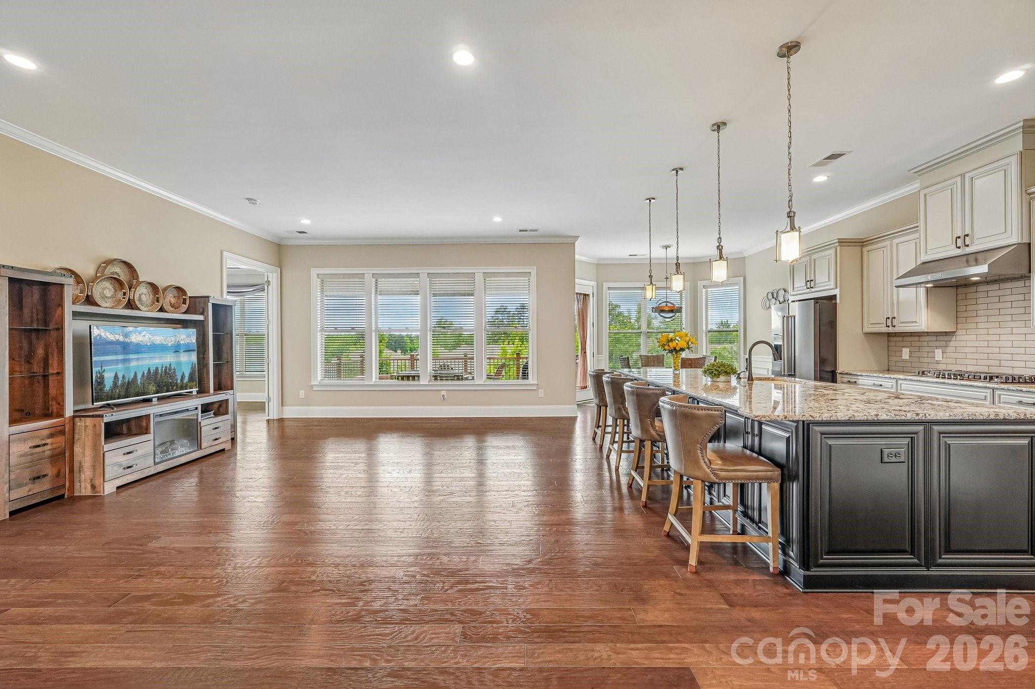 14503 Crest Court — Charlotte