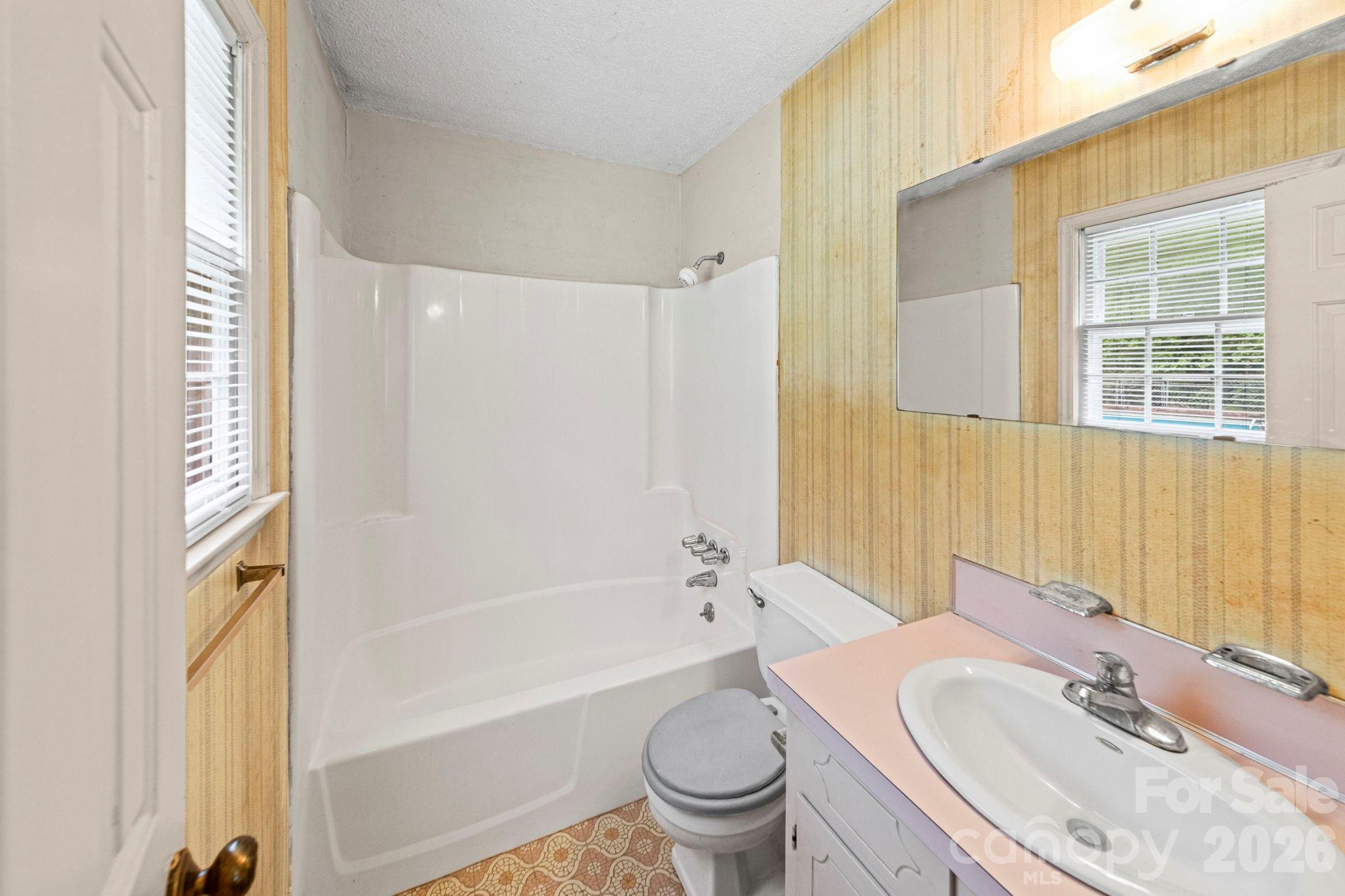 4510 Springview Drive — Monroe