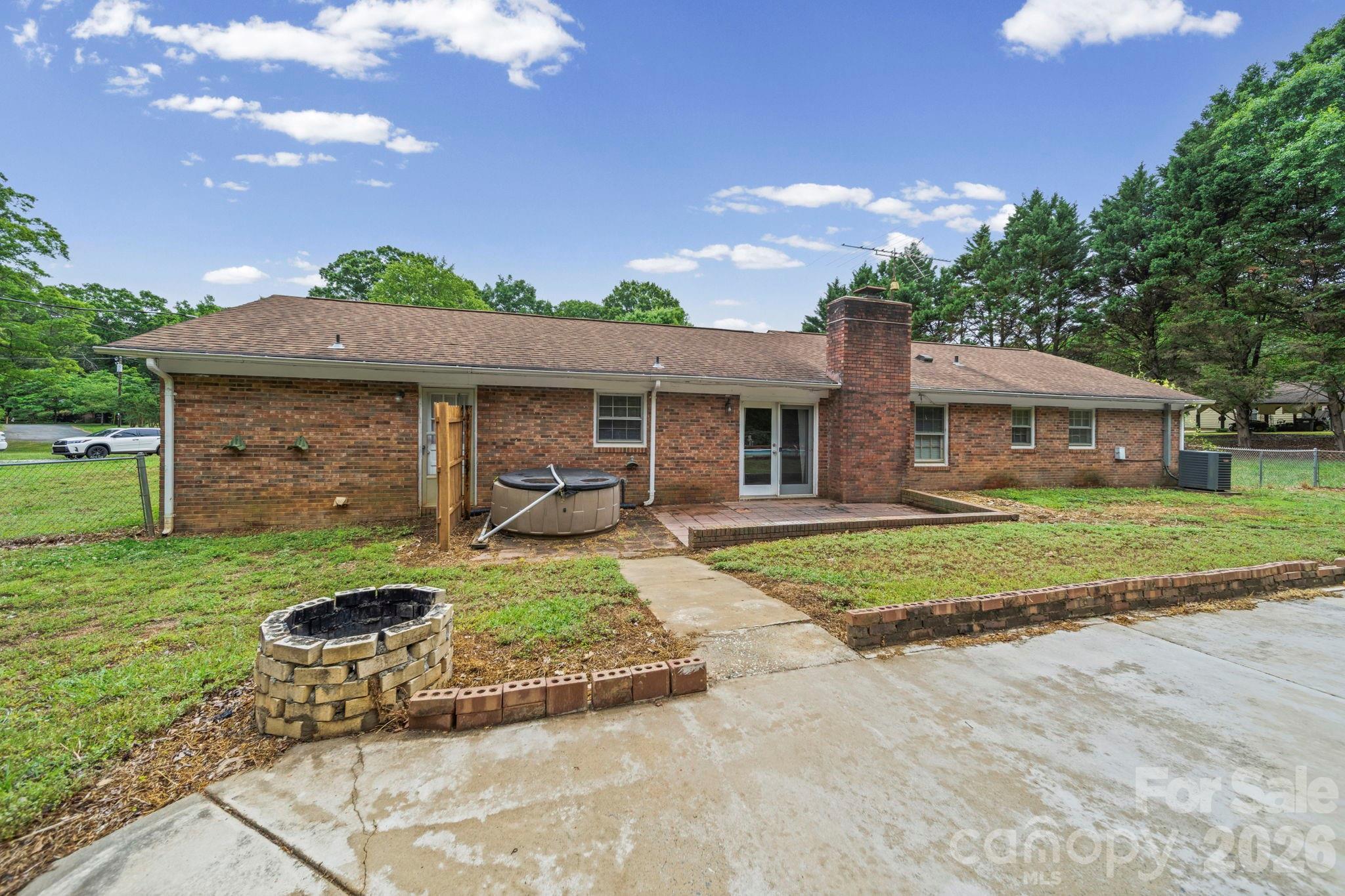 4510 Springview Drive — Monroe