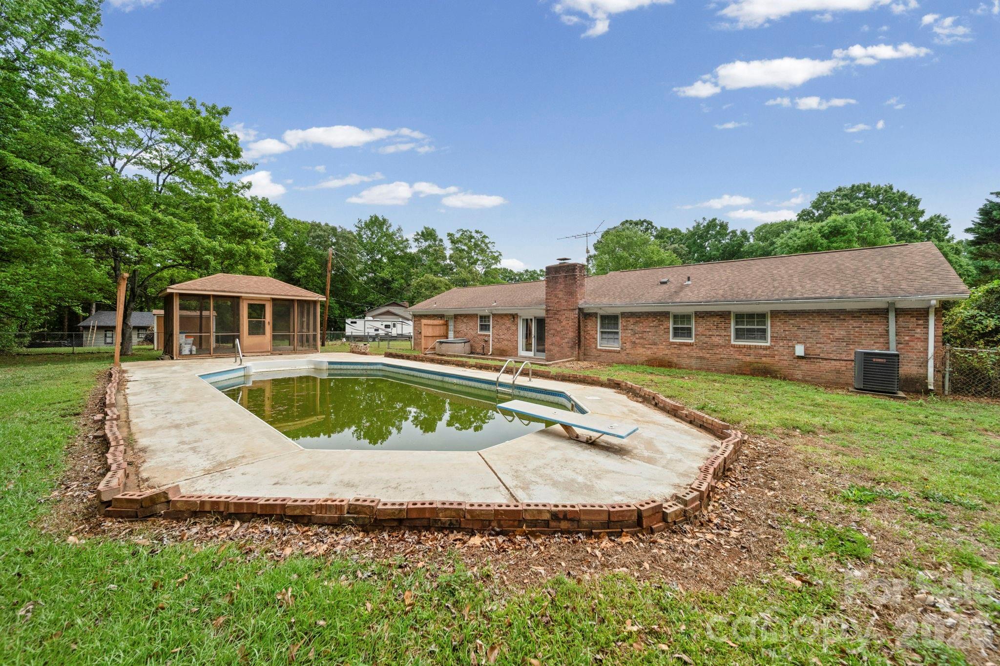 4510 Springview Drive — Monroe
