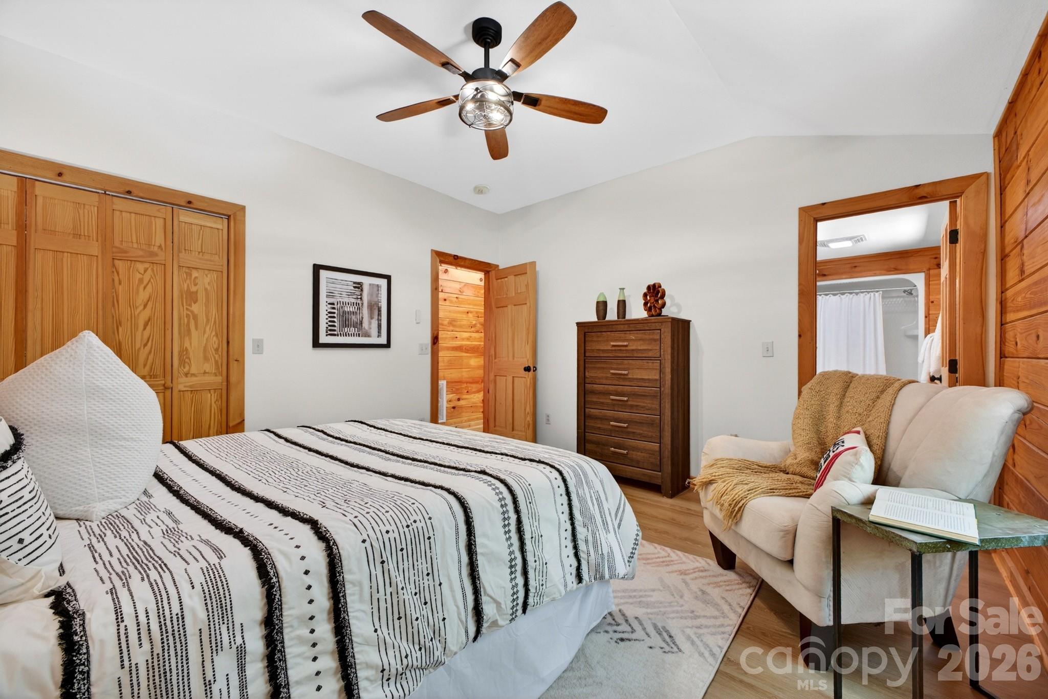 443 Cascades Parkway — Nebo