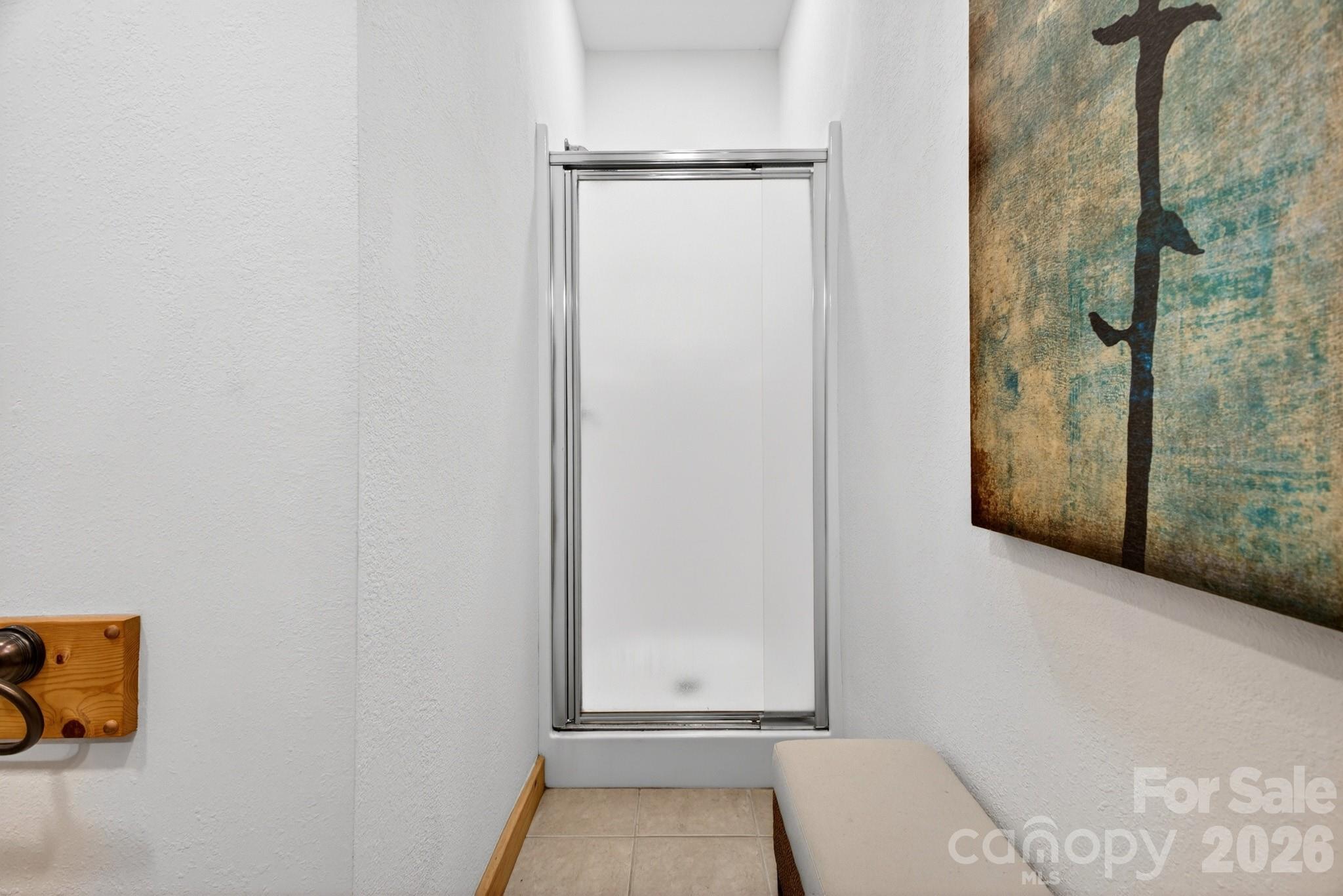443 Cascades Parkway — Nebo