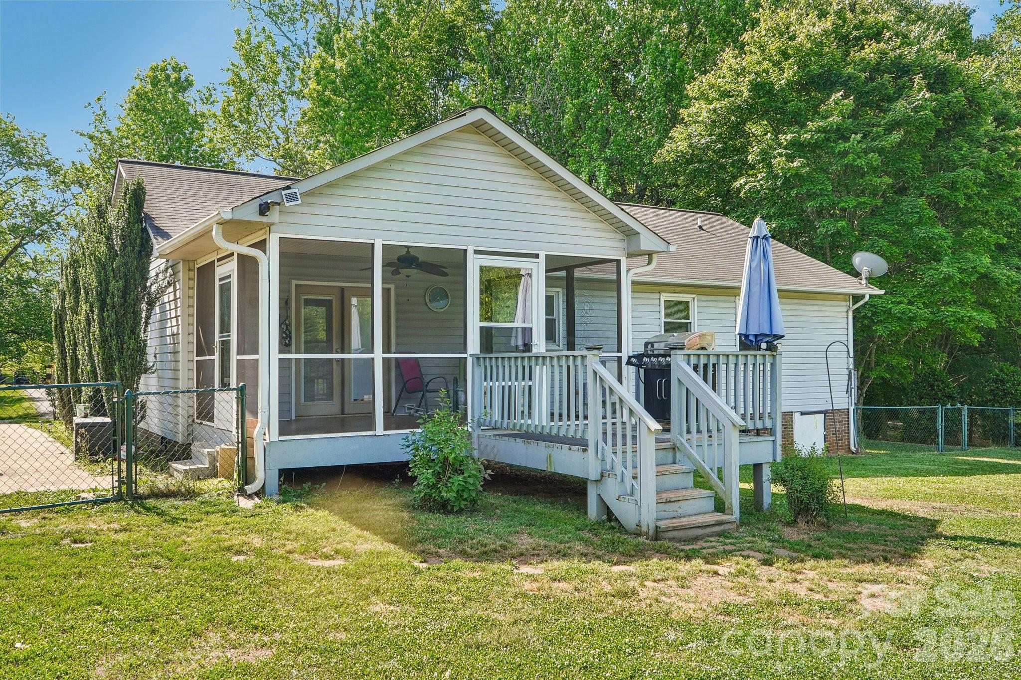 128 Levo Drive — Troutman