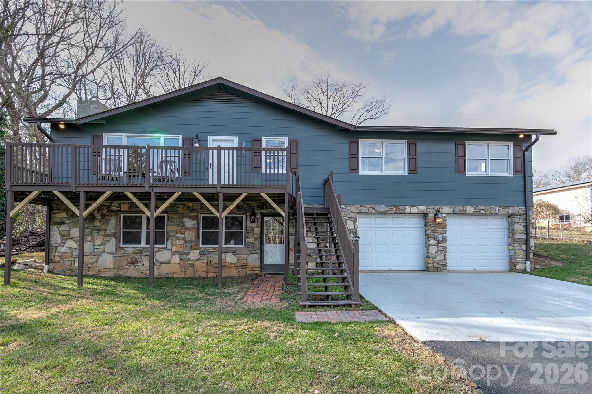 208 Altamahaw Avenue — Black Mountain
