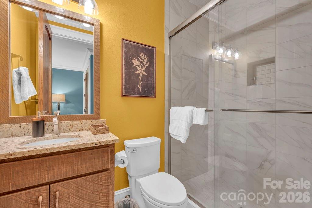 811 Linhigh Drive — Newland