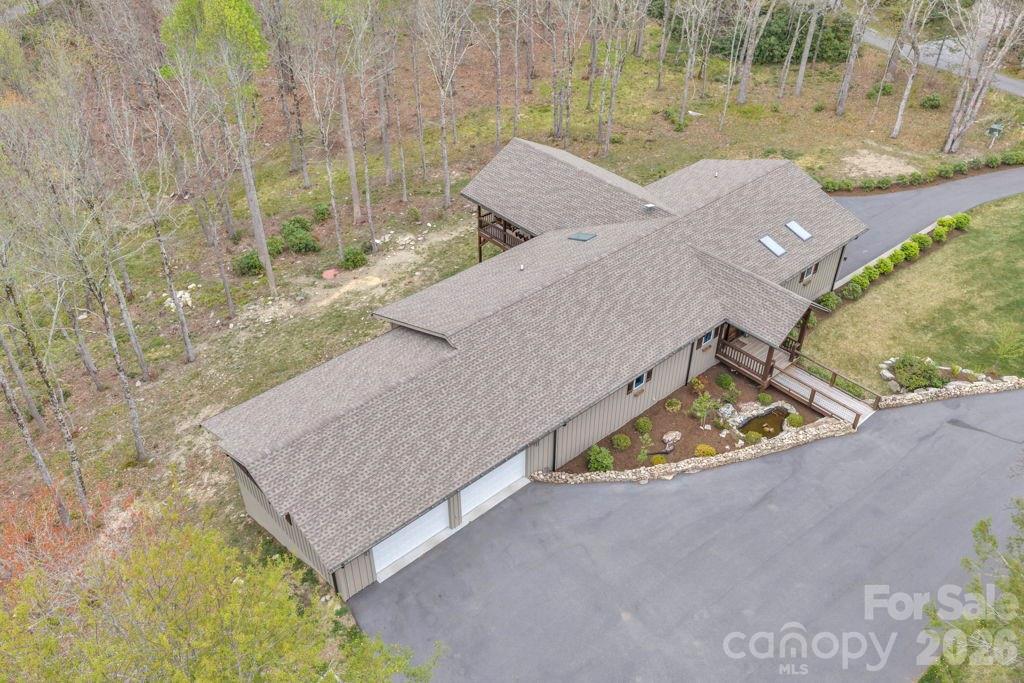 811 Linhigh Drive — Newland
