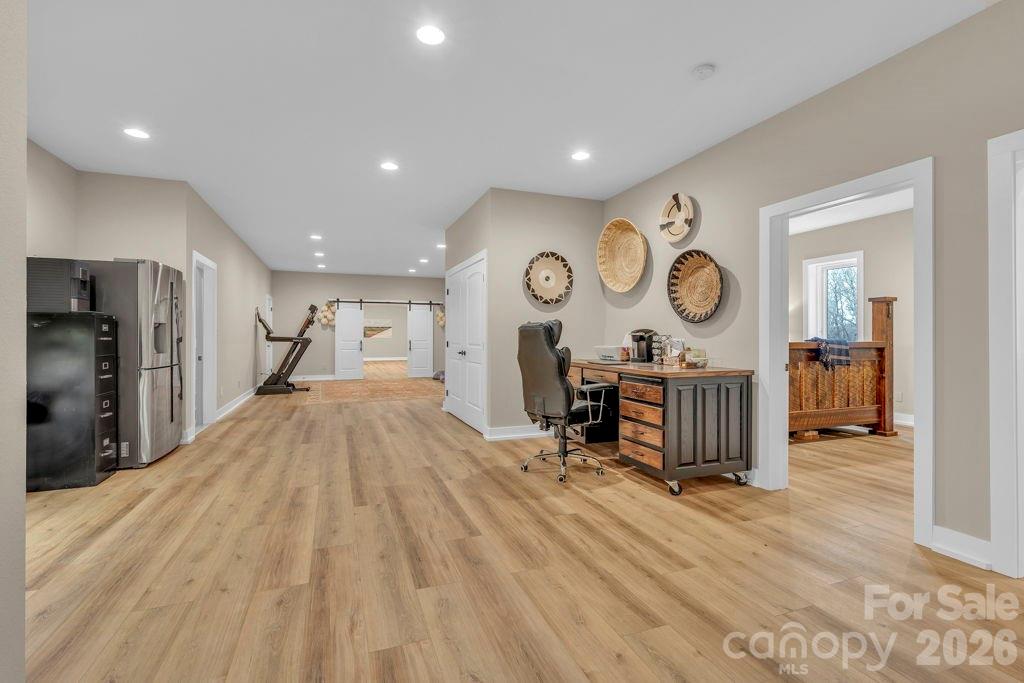 811 Linhigh Drive — Newland