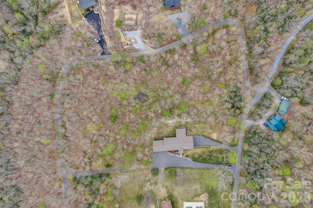 811 Linhigh Drive — Newland