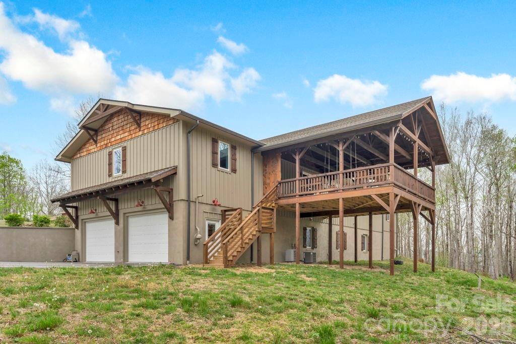811 Linhigh Drive — Newland