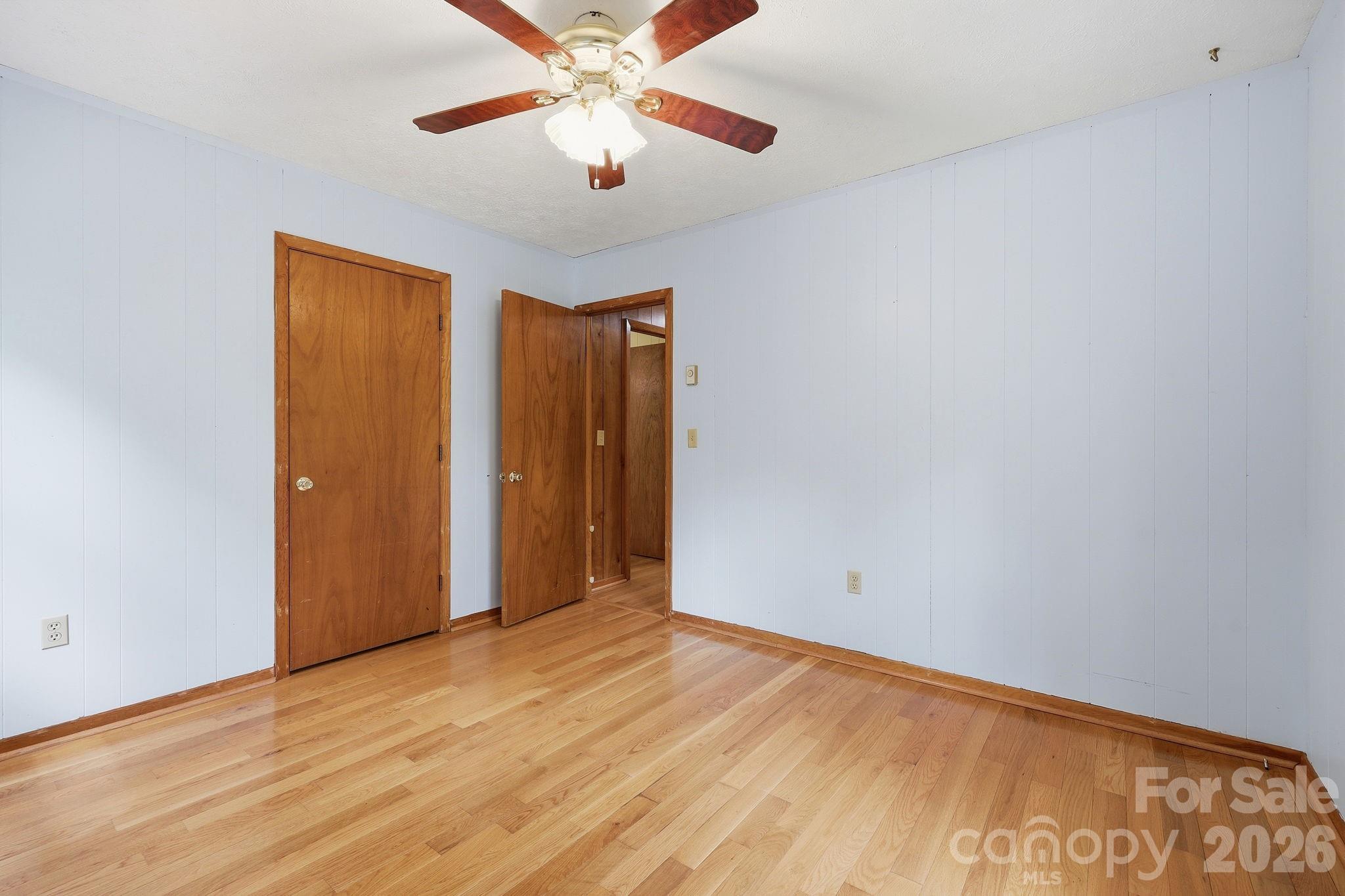 959 Oakmont Drive — Canton
