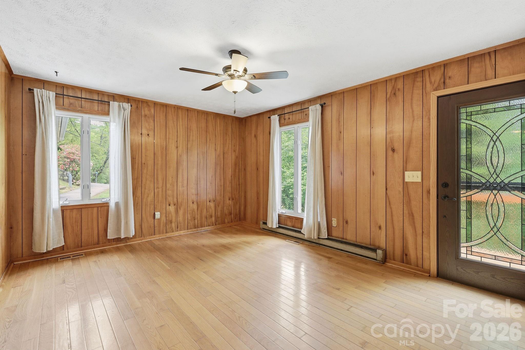 959 Oakmont Drive — Canton