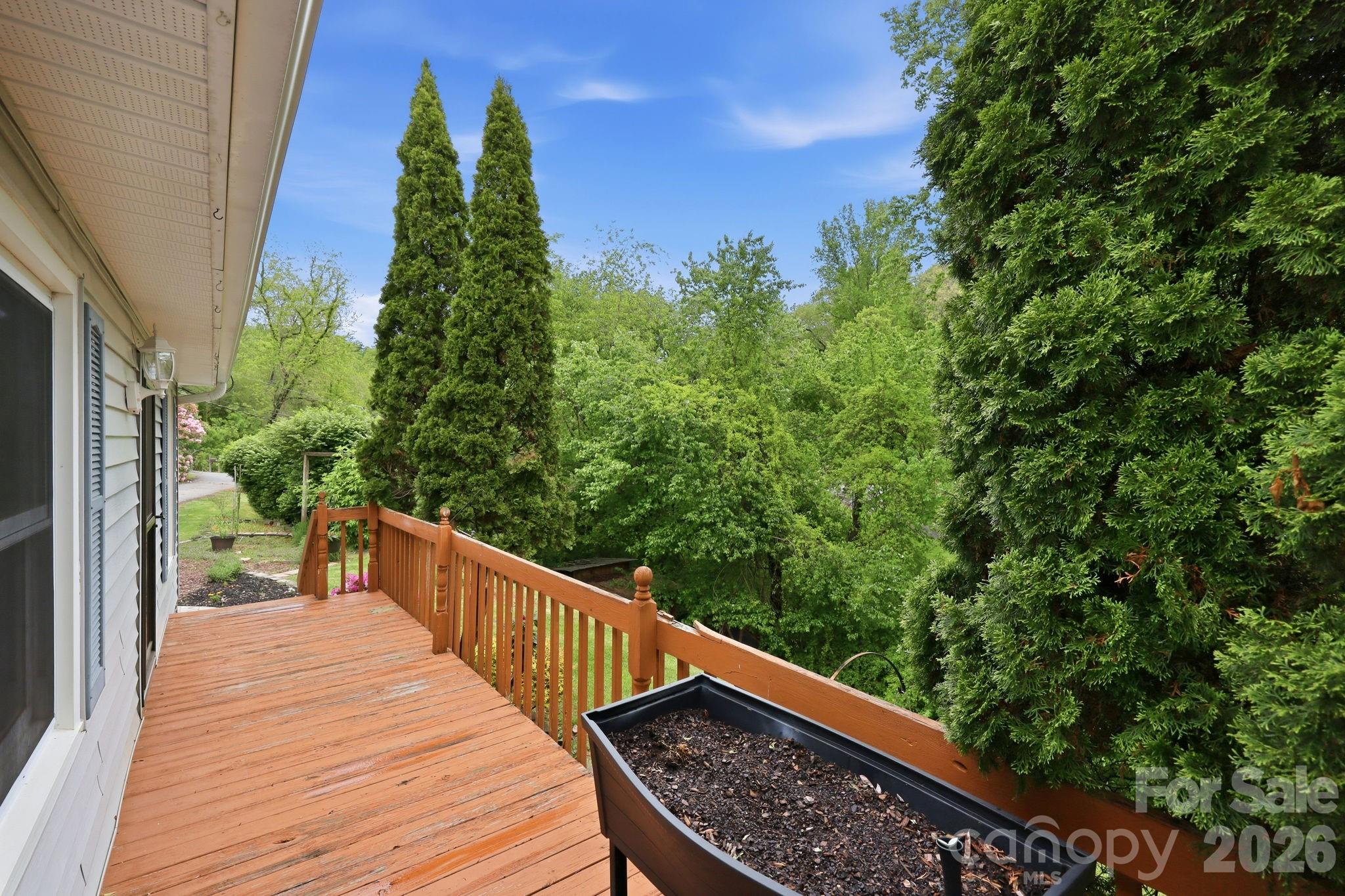 959 Oakmont Drive — Canton