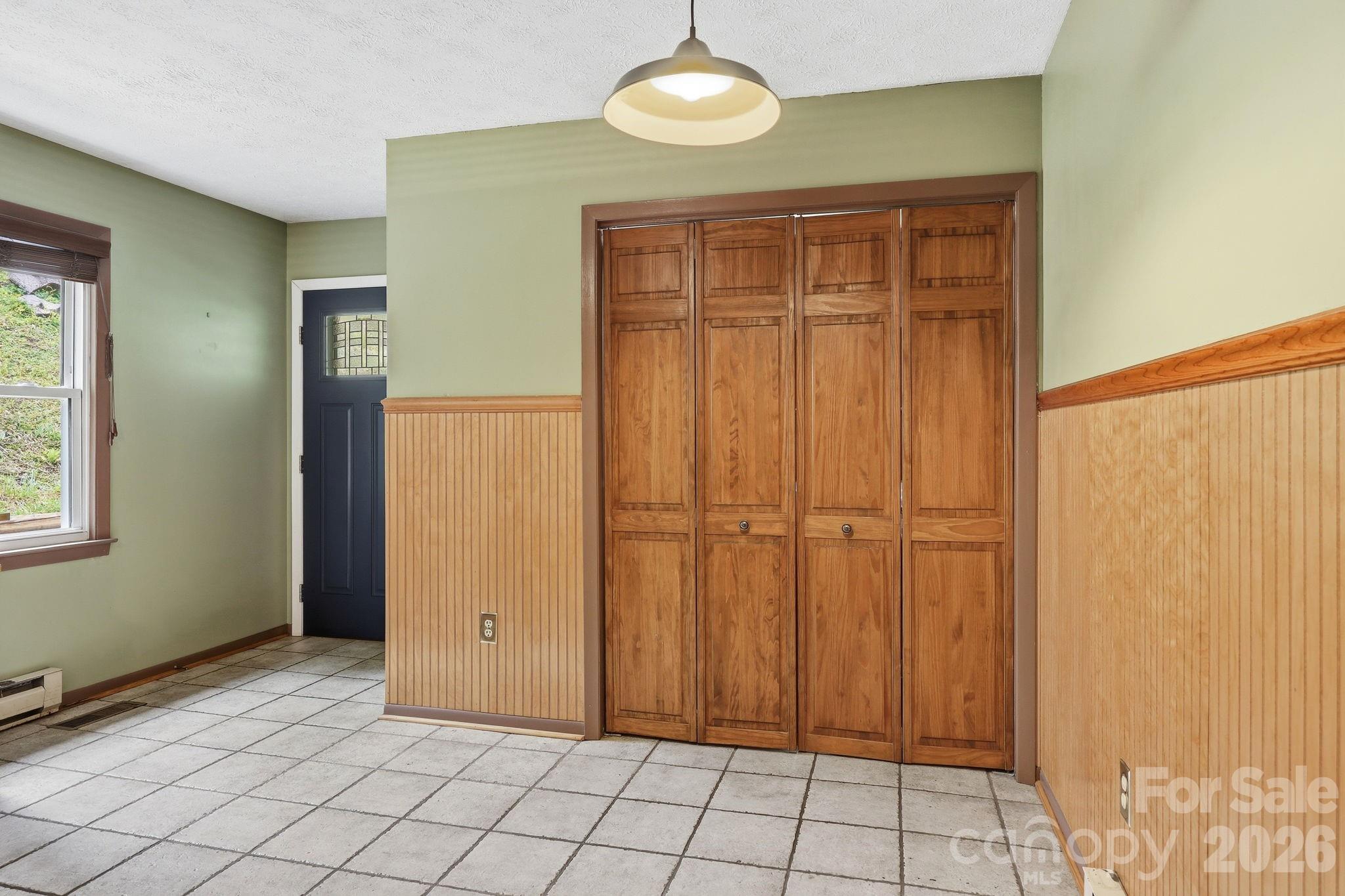 959 Oakmont Drive — Canton