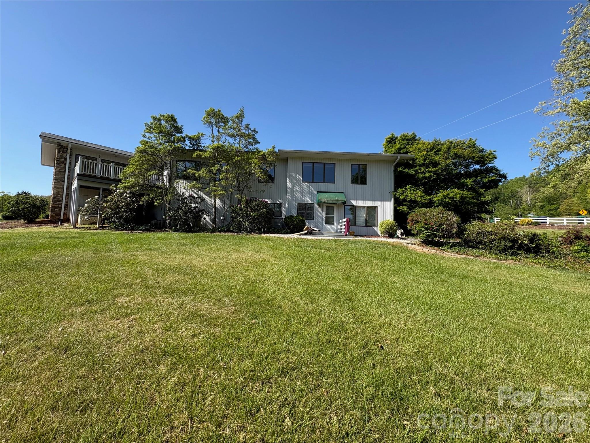 377 Upper Grassy Branch Road — Asheville