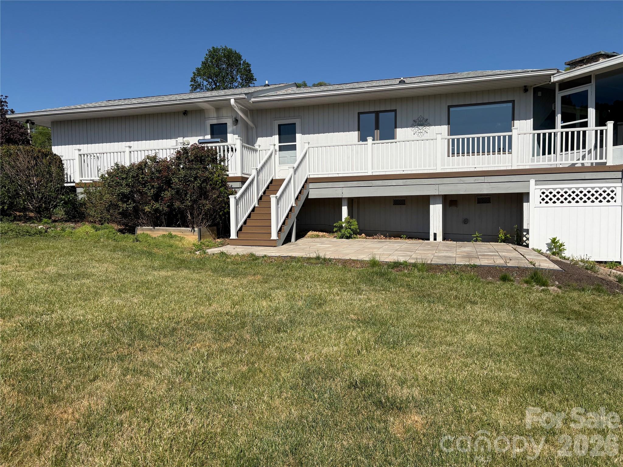 377 Upper Grassy Branch Road — Asheville
