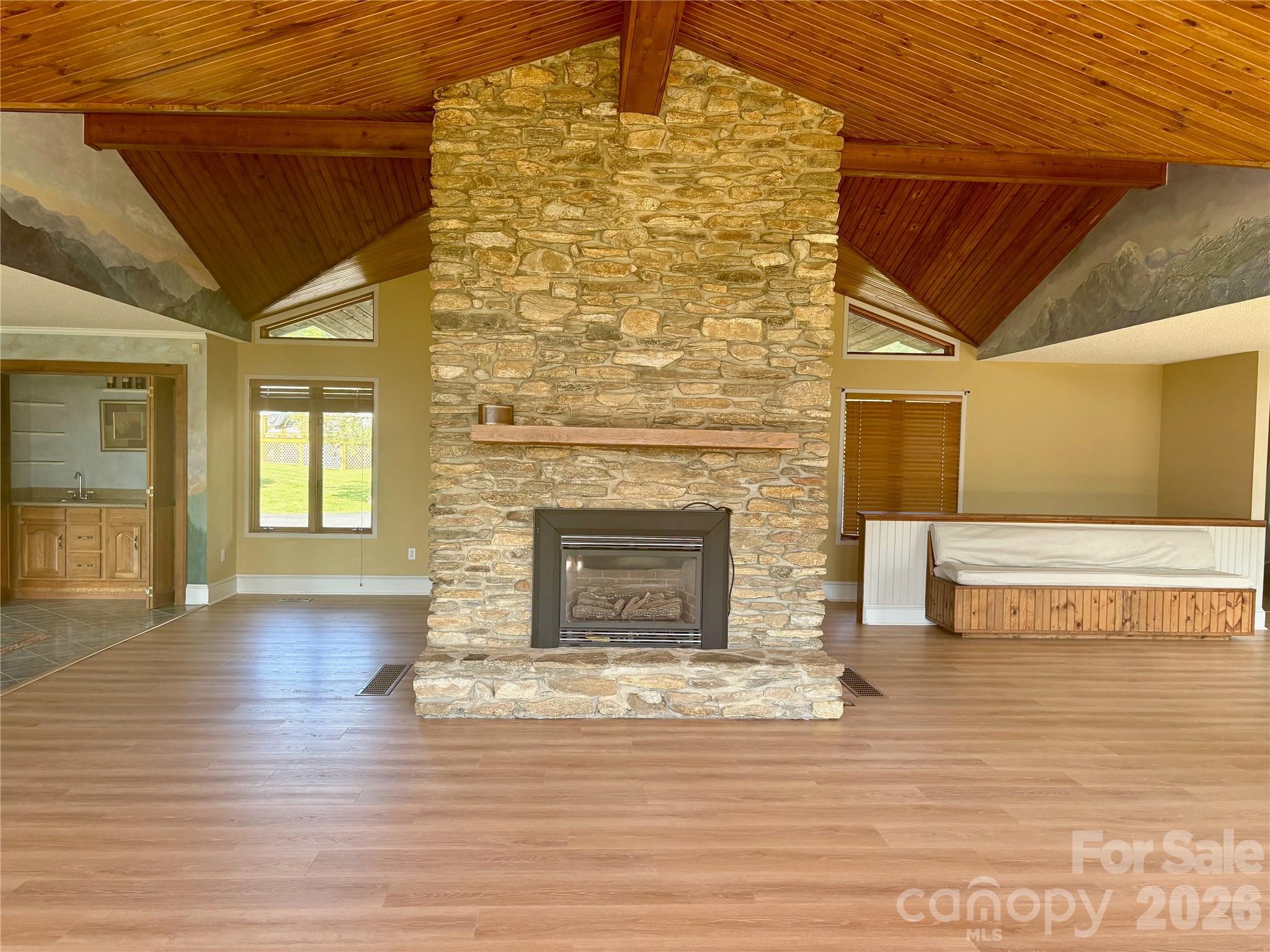 377 Upper Grassy Branch Road — Asheville