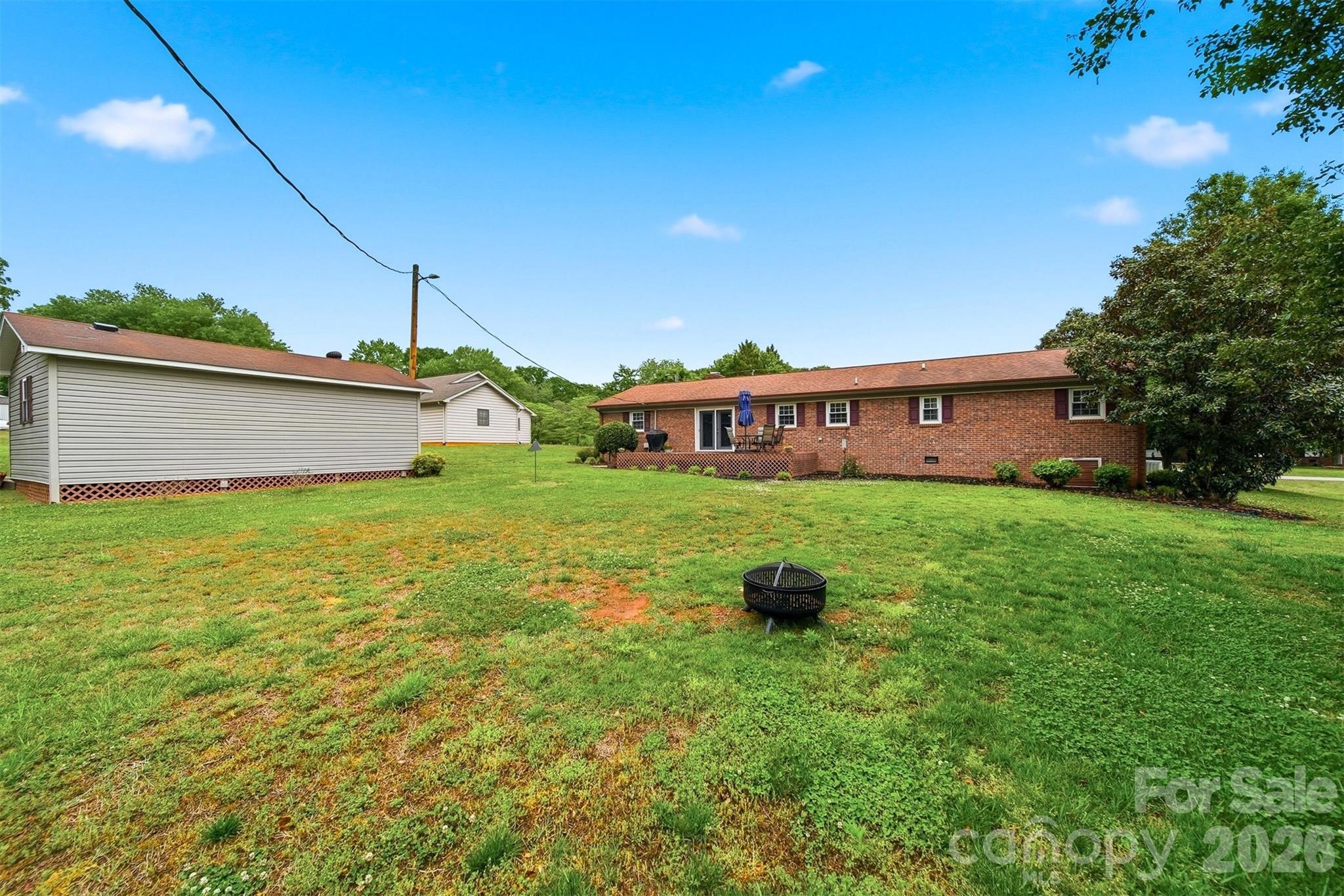190 Dixie Trail Drive — Forest City