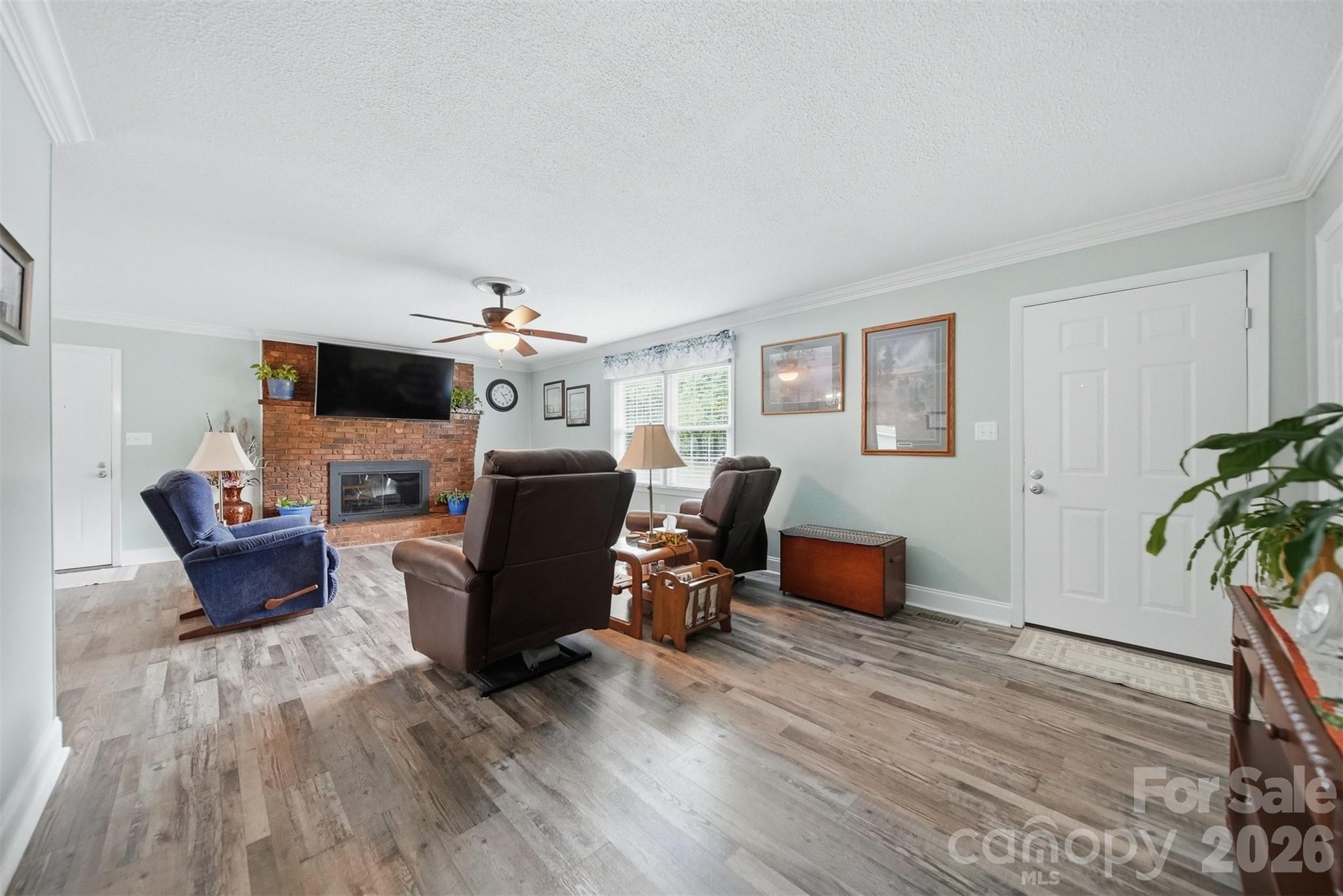 190 Dixie Trail Drive — Forest City