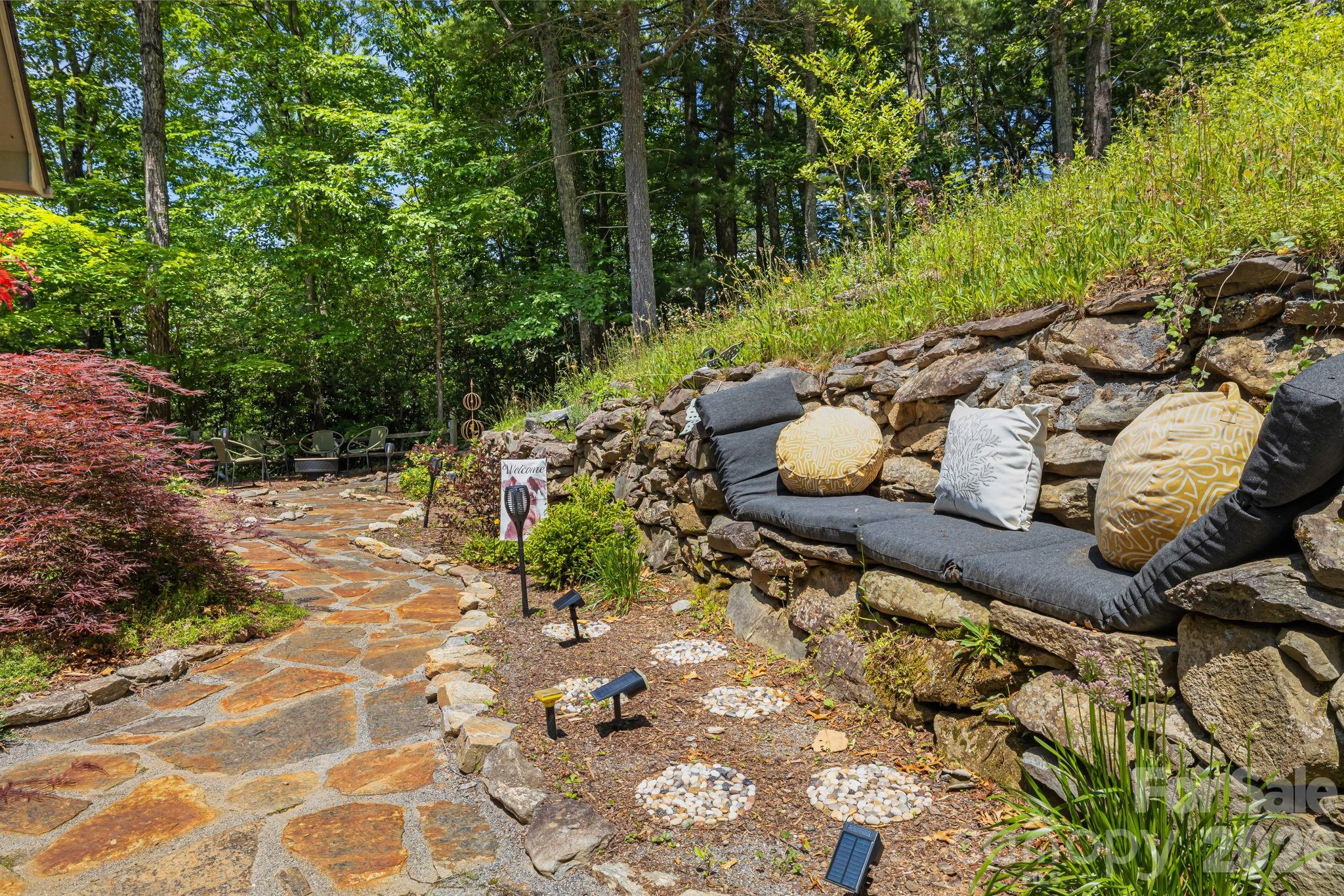 5 Saddle Ridge — Fletcher