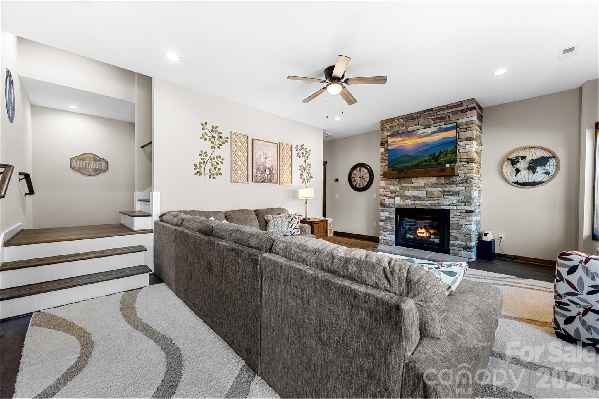 446 Green Meadows Drive — Todd