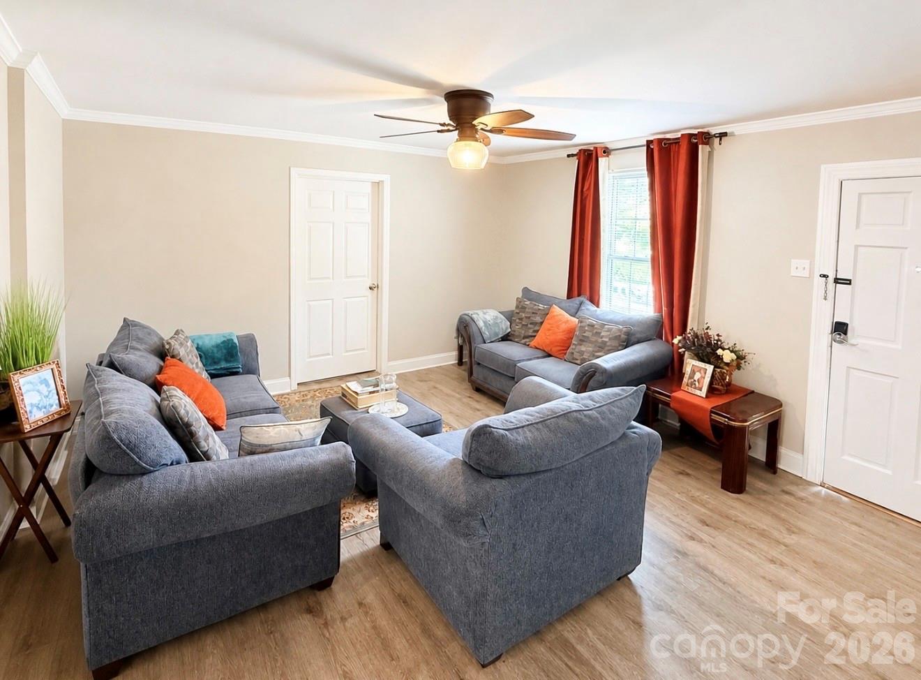 1406 W Walnut Avenue — Gastonia