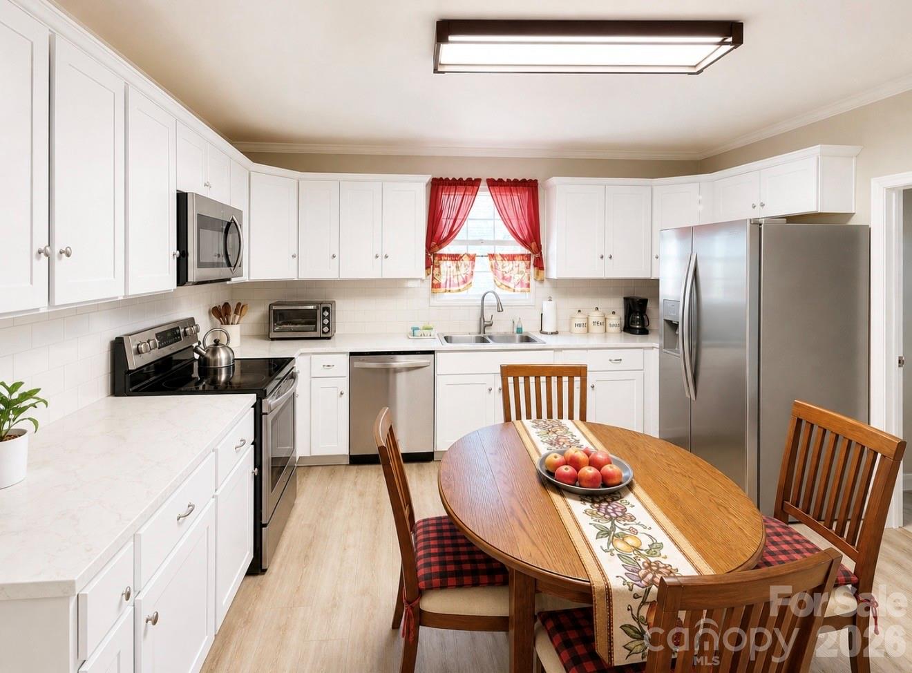 1406 W Walnut Avenue — Gastonia