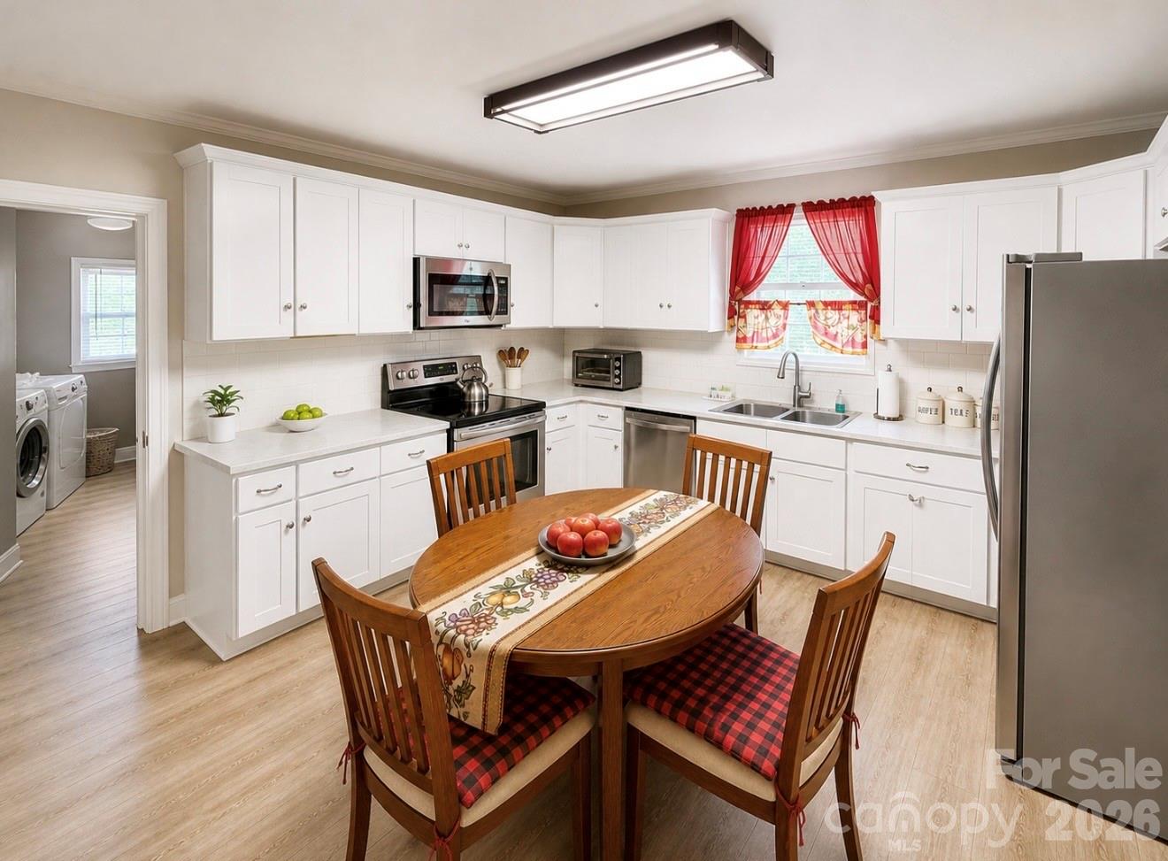 1406 W Walnut Avenue — Gastonia