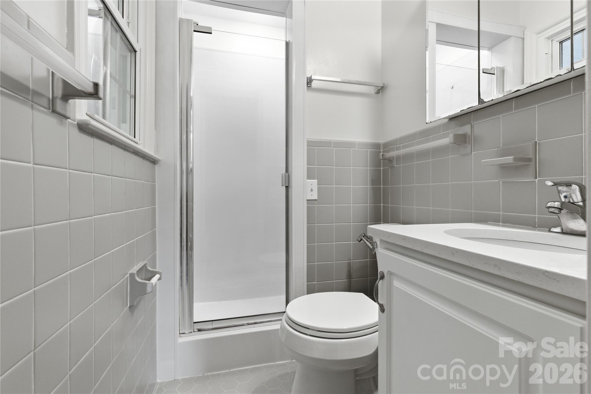 123 Castleton Lane — Hendersonville