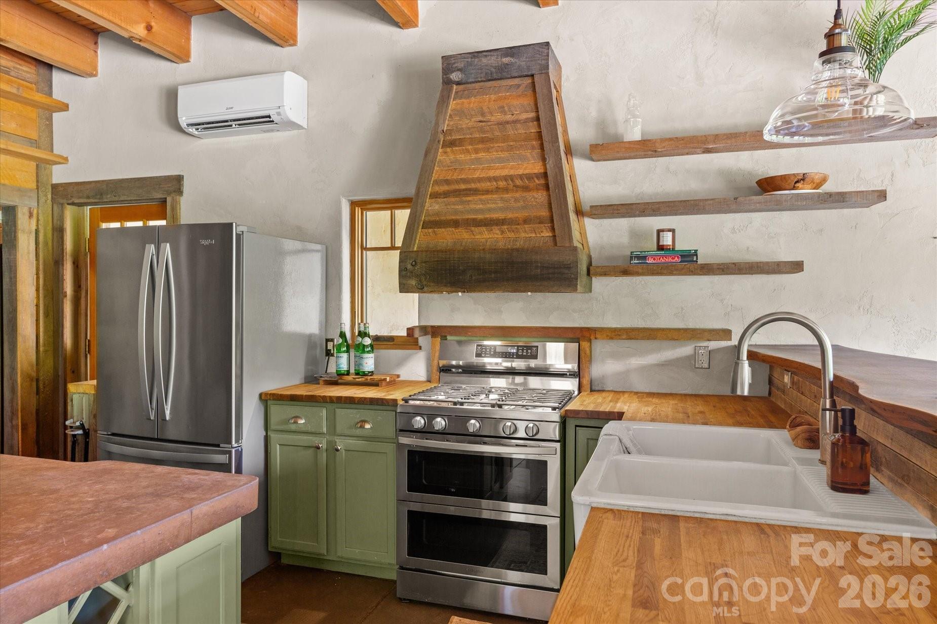 3151 Lumptown Road — Marshall