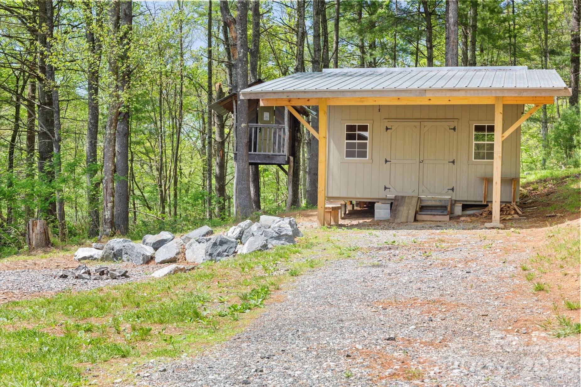 3151 Lumptown Road — Marshall