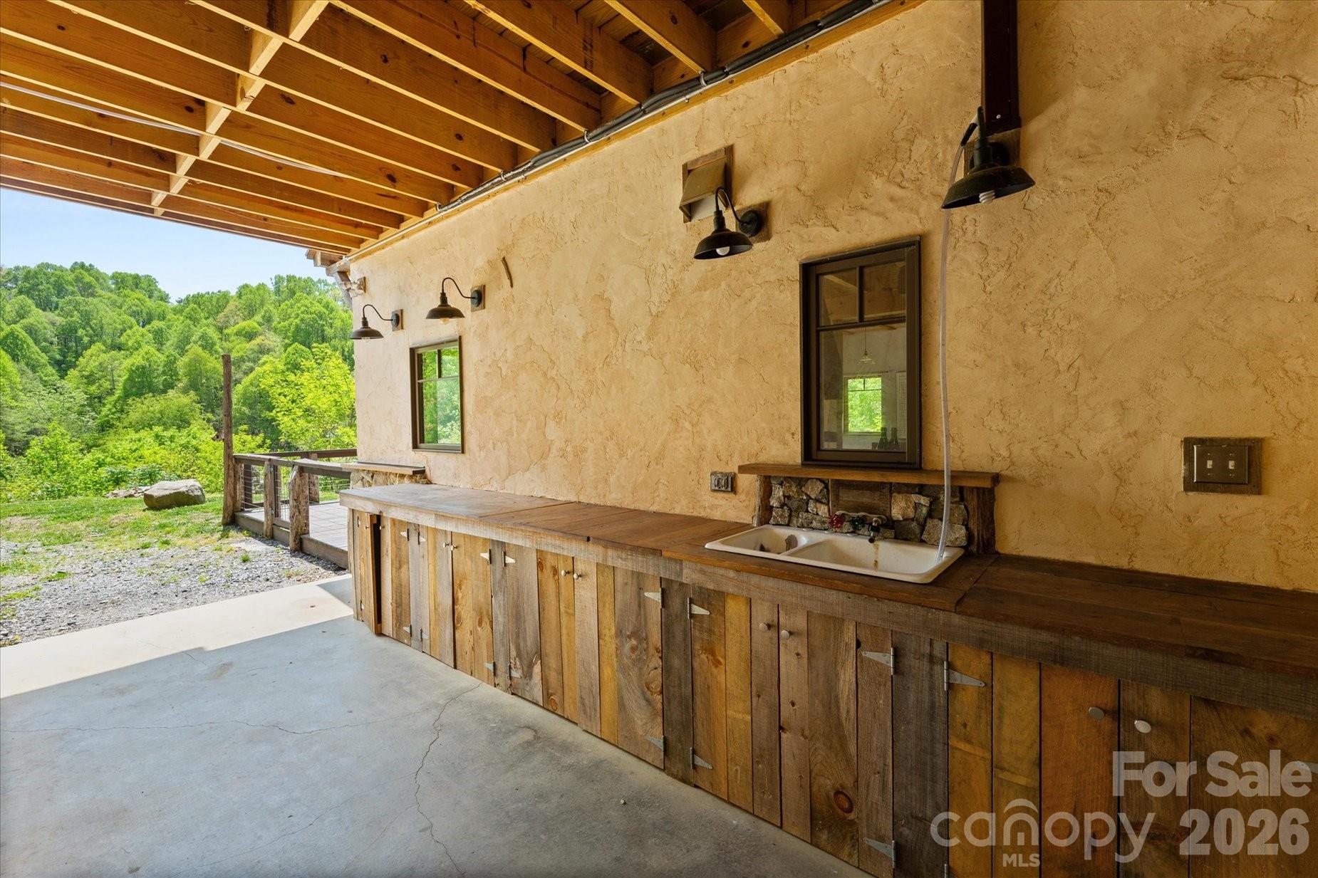 3151 Lumptown Road — Marshall