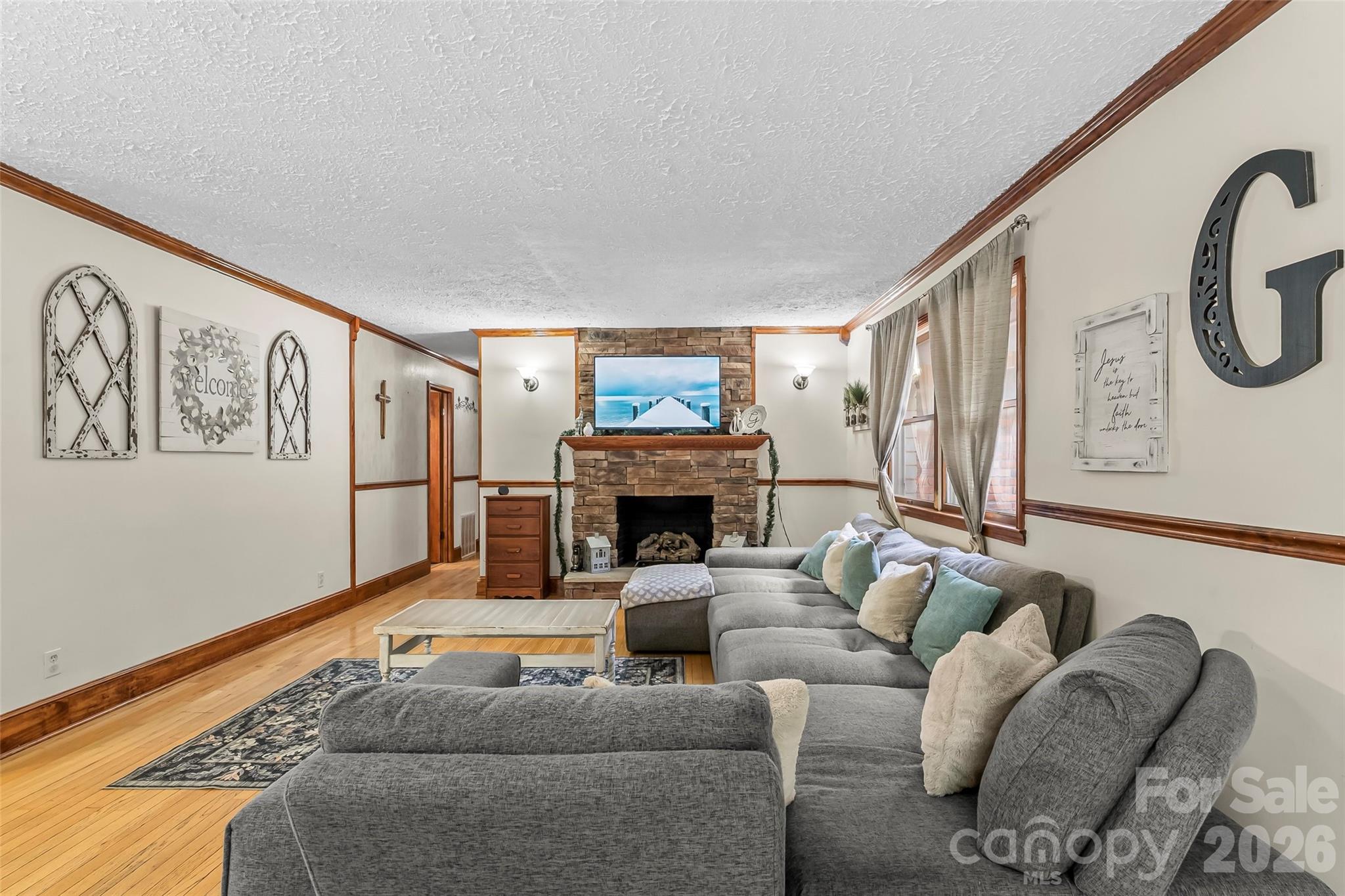 1000 Mountain View Church Road — Zirconia