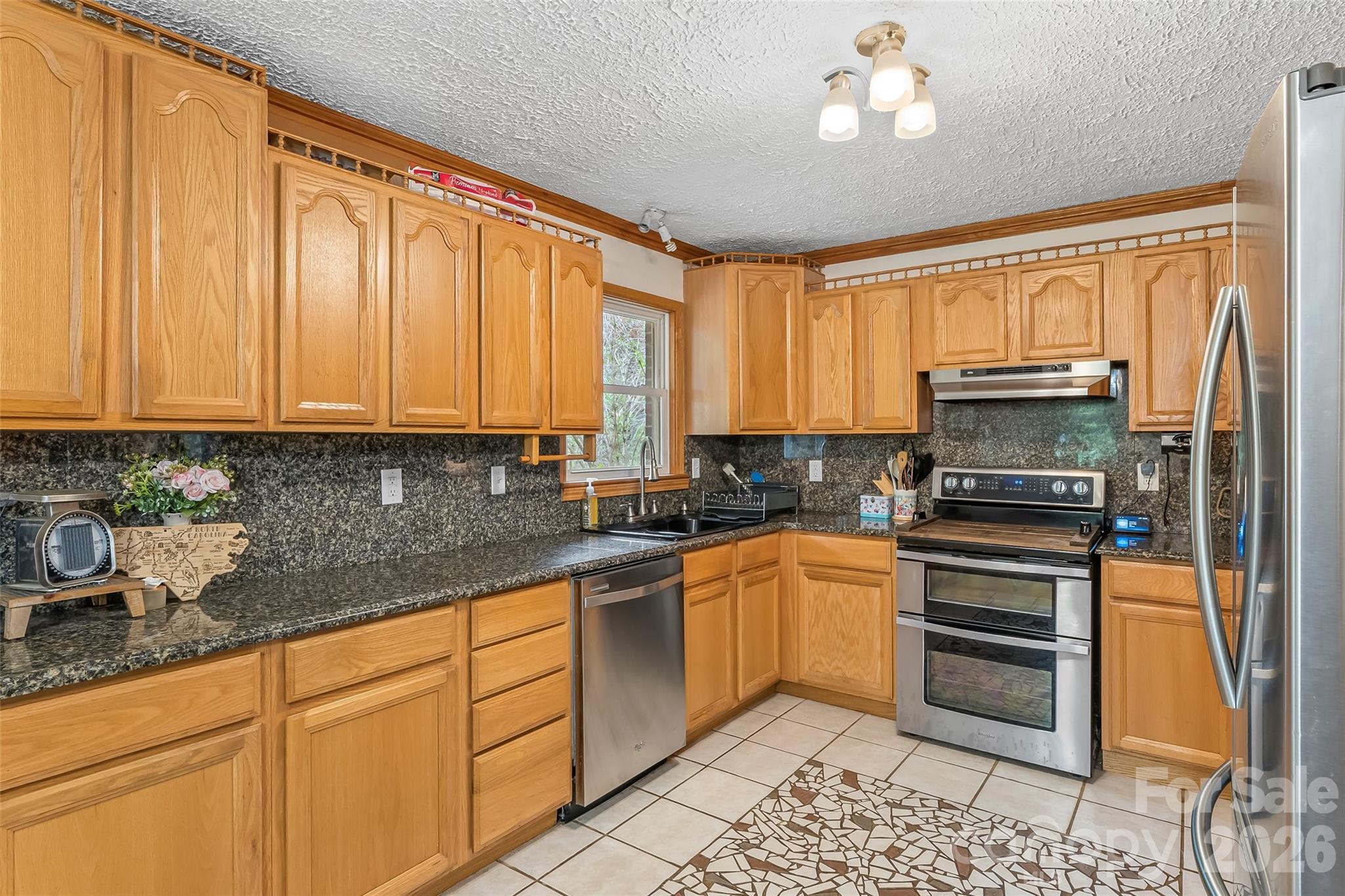 1000 Mountain View Church Road — Zirconia