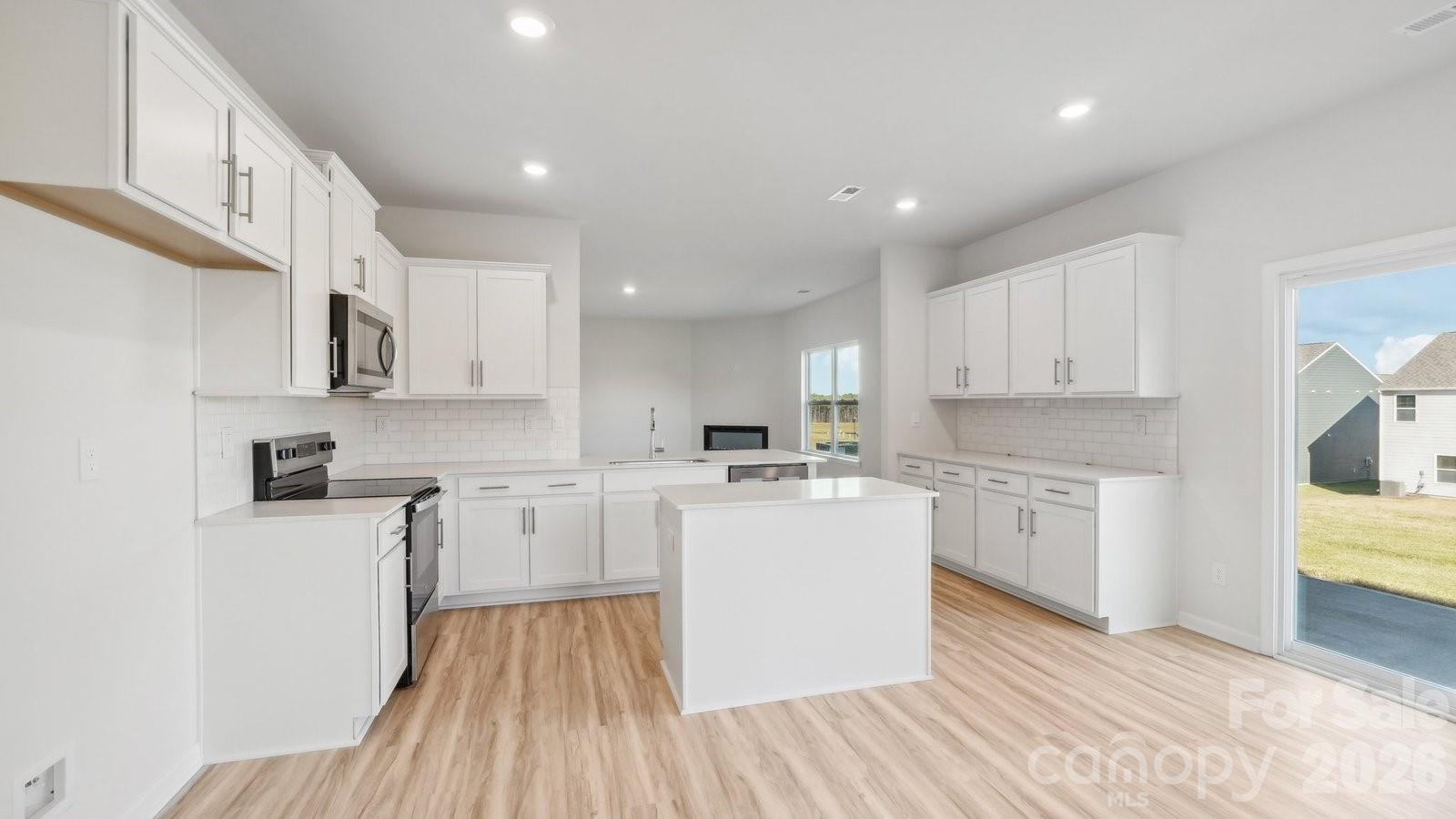 123 Ridgehaven Drive — Waynesville