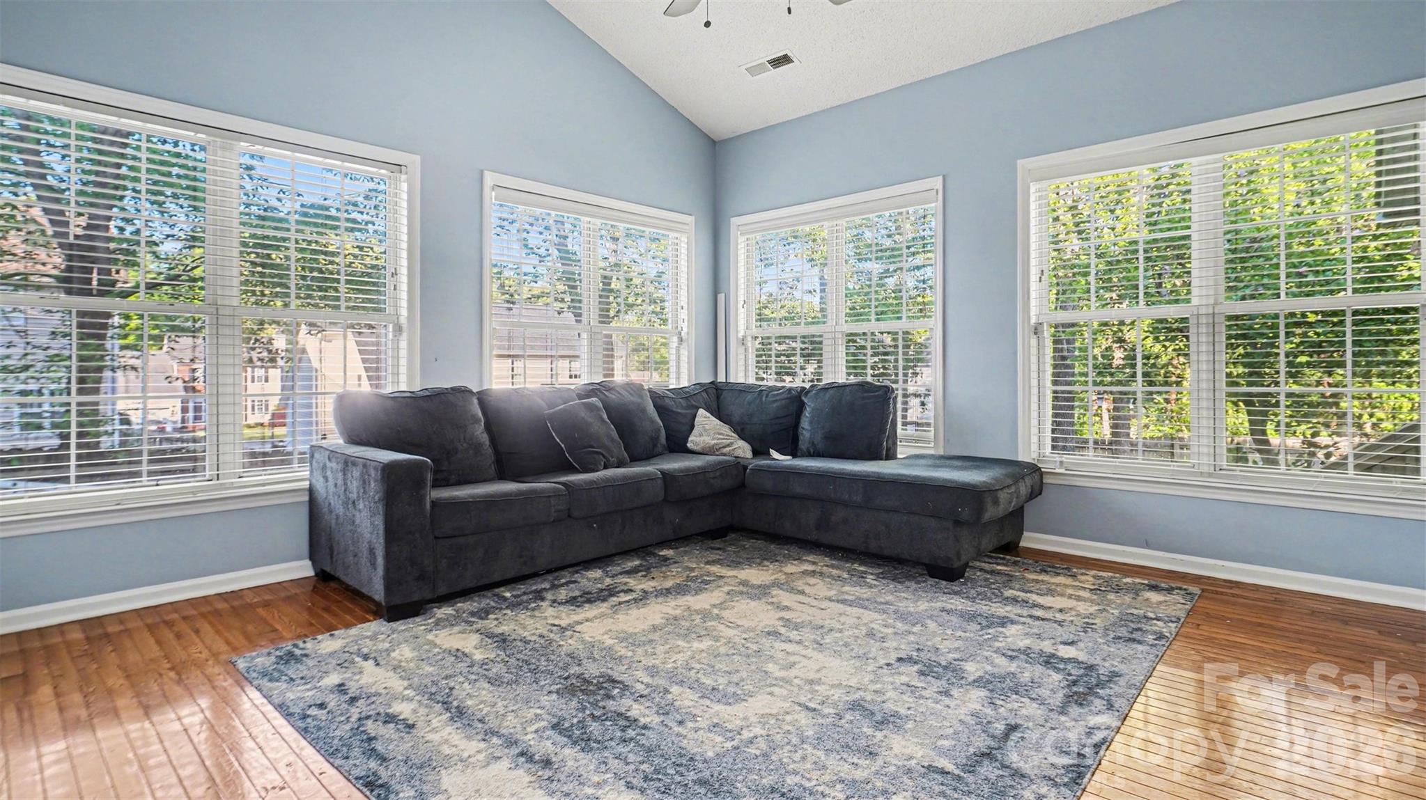 1515 Klompen Road — Kernersville