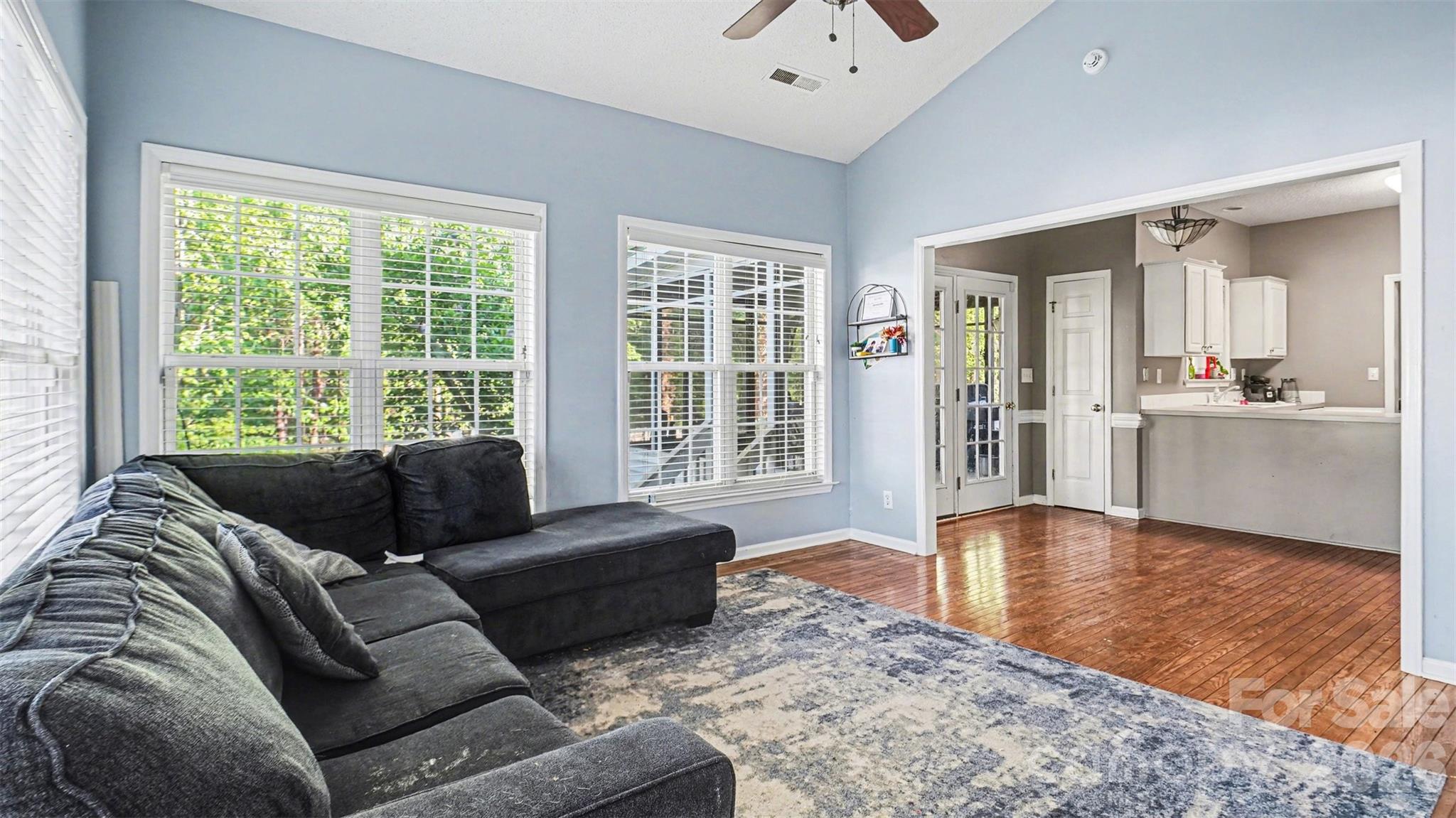 1515 Klompen Road — Kernersville