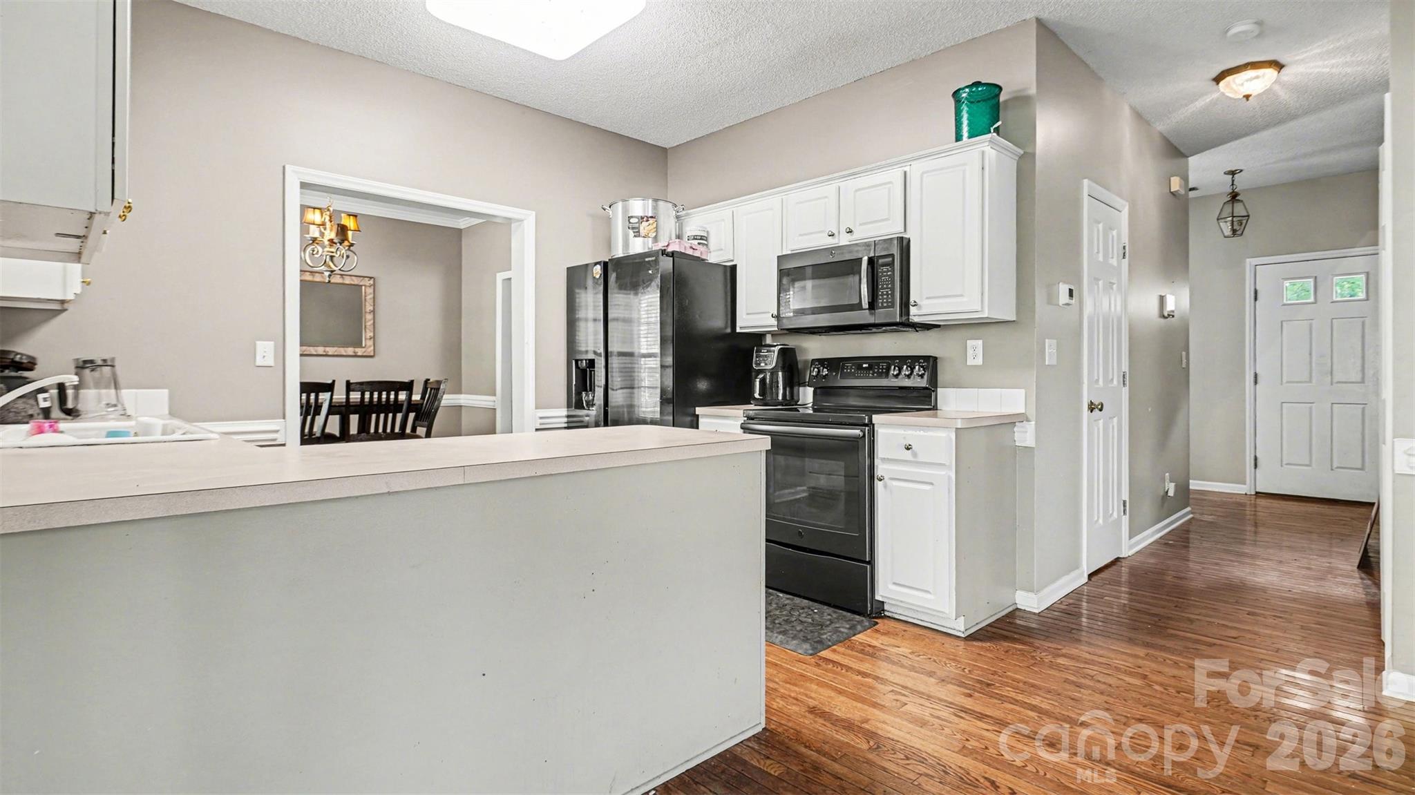 1515 Klompen Road — Kernersville