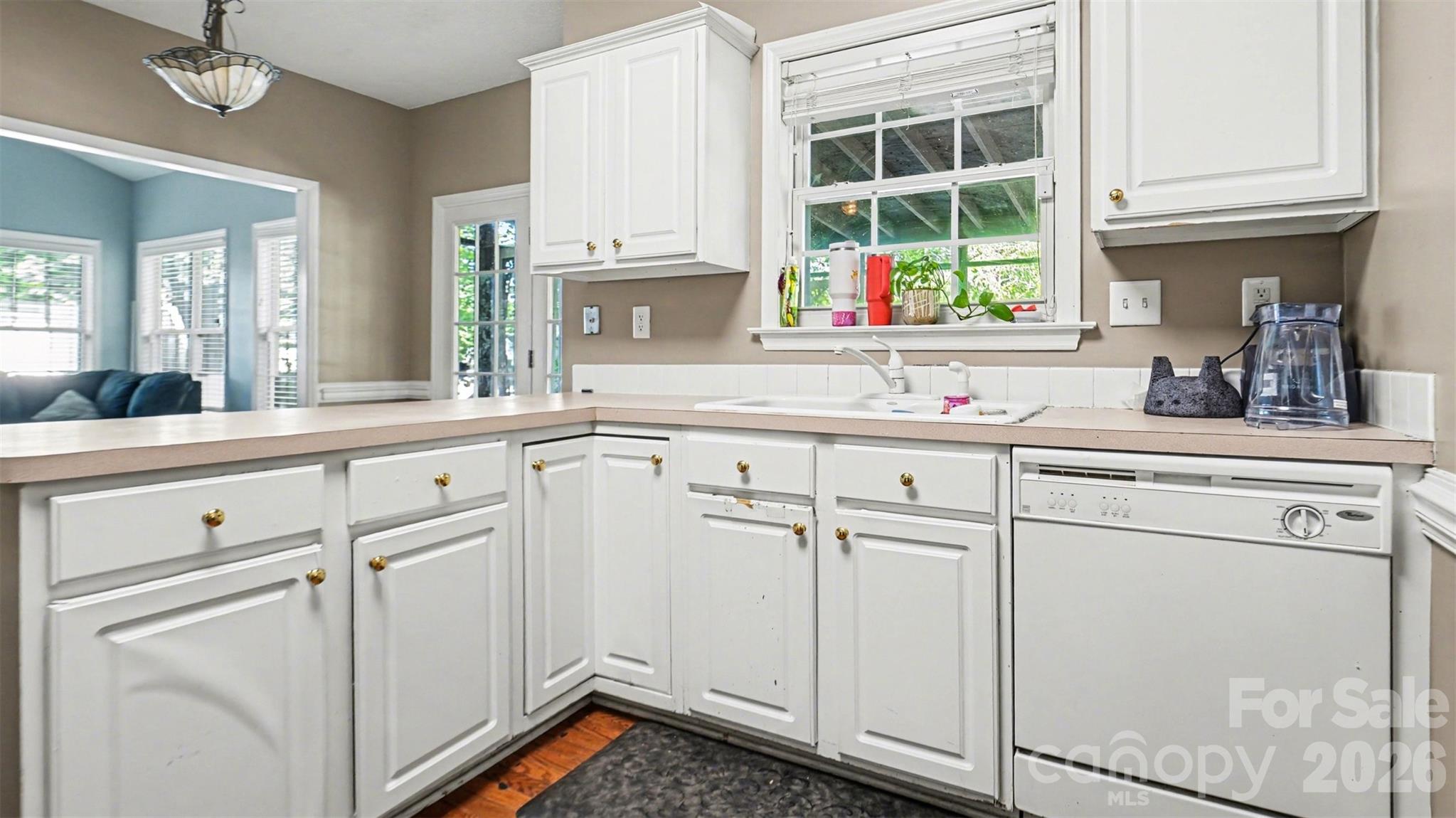 1515 Klompen Road — Kernersville