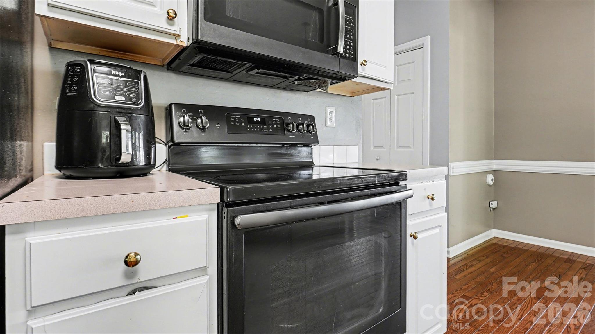1515 Klompen Road — Kernersville