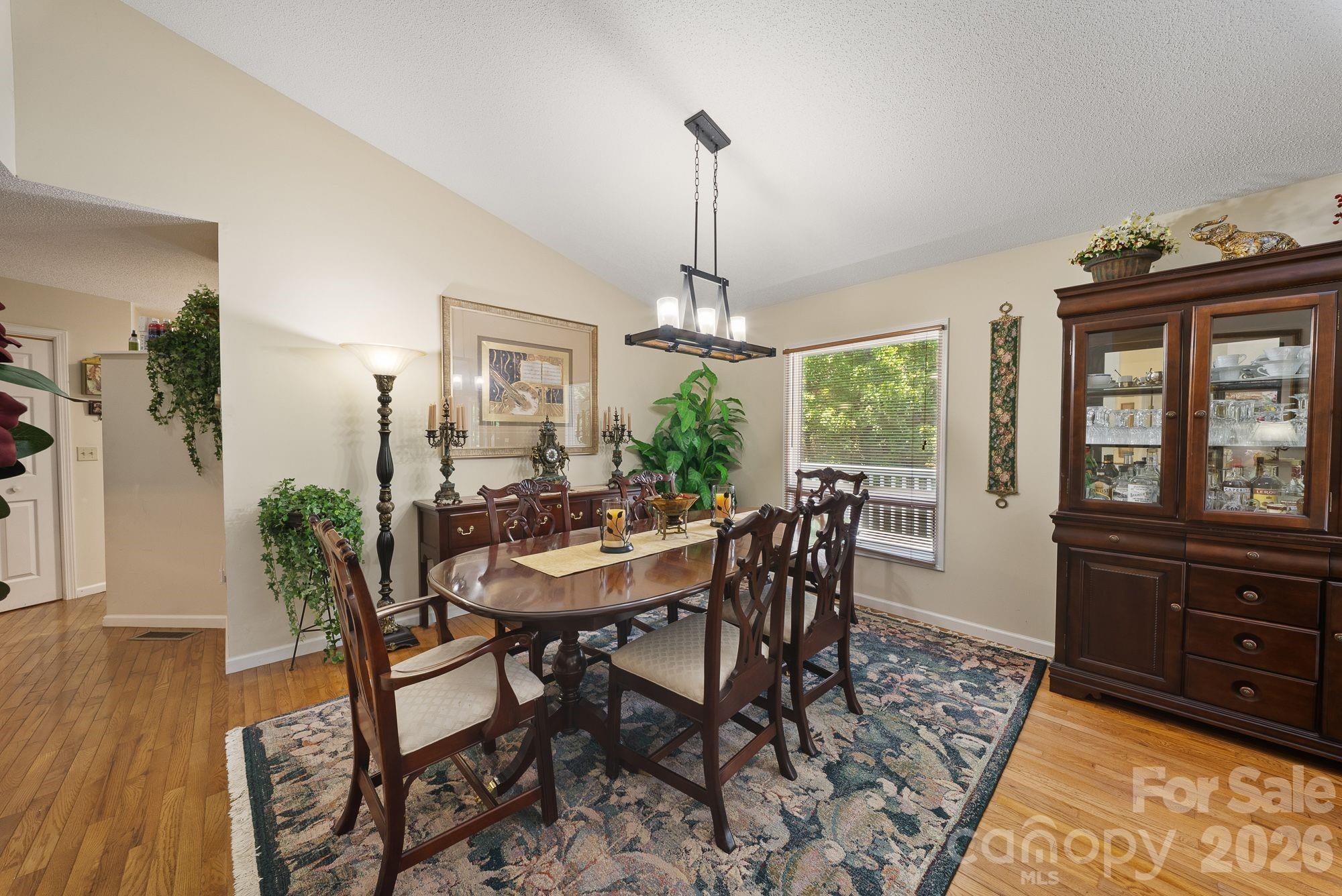 16 Zachary Ridge Road — Asheville