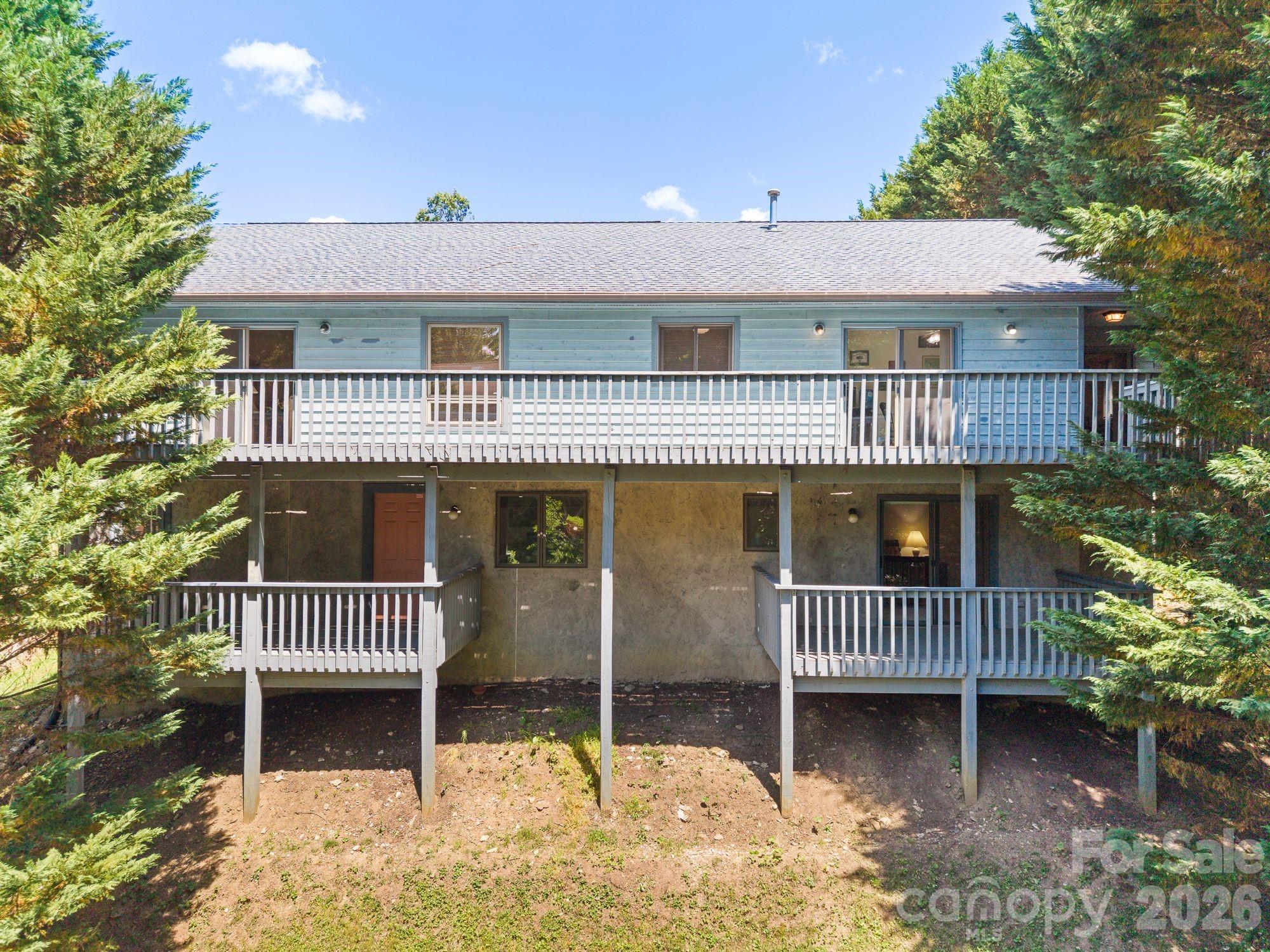 16 Zachary Ridge Road — Asheville