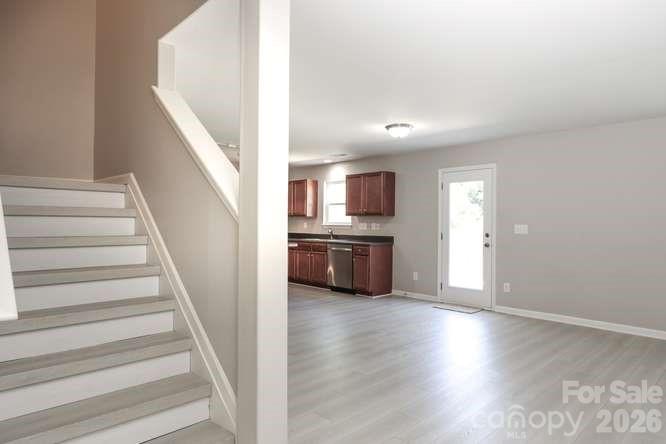 1212 Catawba Run — Lowell