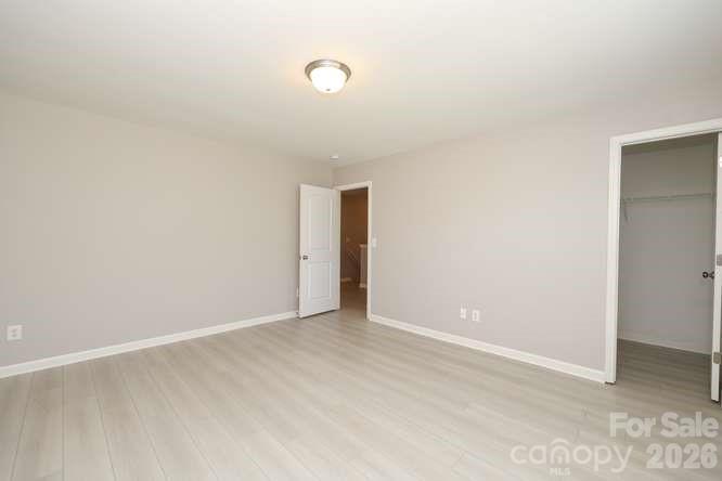 1212 Catawba Run — Lowell