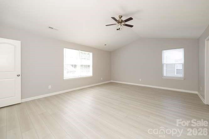 1212 Catawba Run — Lowell